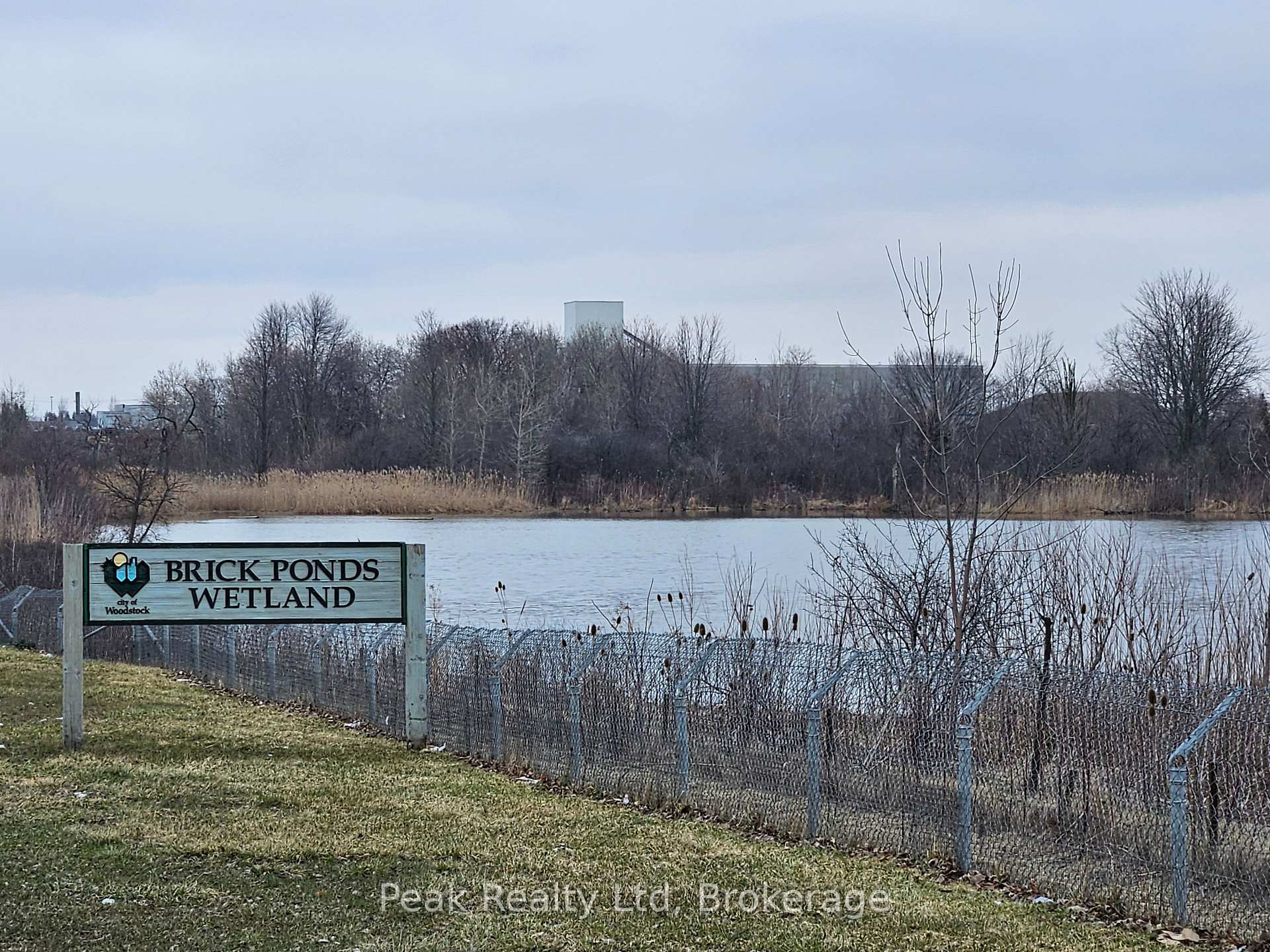 Photo 20 of 122 Keats Drive, Woodstock, Woodstock - South — HOMEH