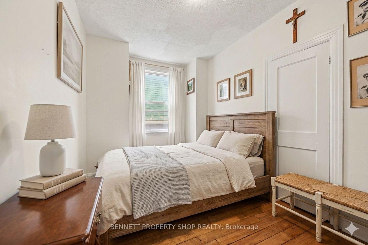 Photo 11 of 56 Smirle Avenue, Ottawa, Ottawa West — HOMEH