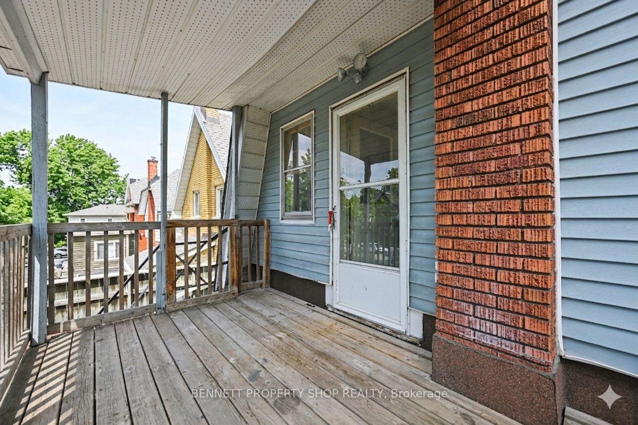 Photo 13 of 56 Smirle Avenue, Ottawa, Ottawa West — HOMEH