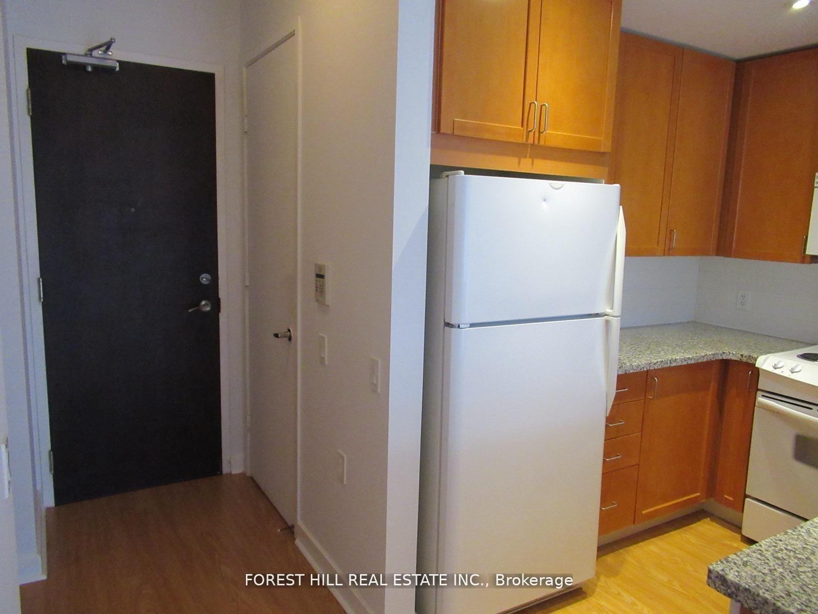 Photo 3 of Unit 1808, 85 Bloor Street E, Toronto, Church-Yonge Corridor — HOMEH
