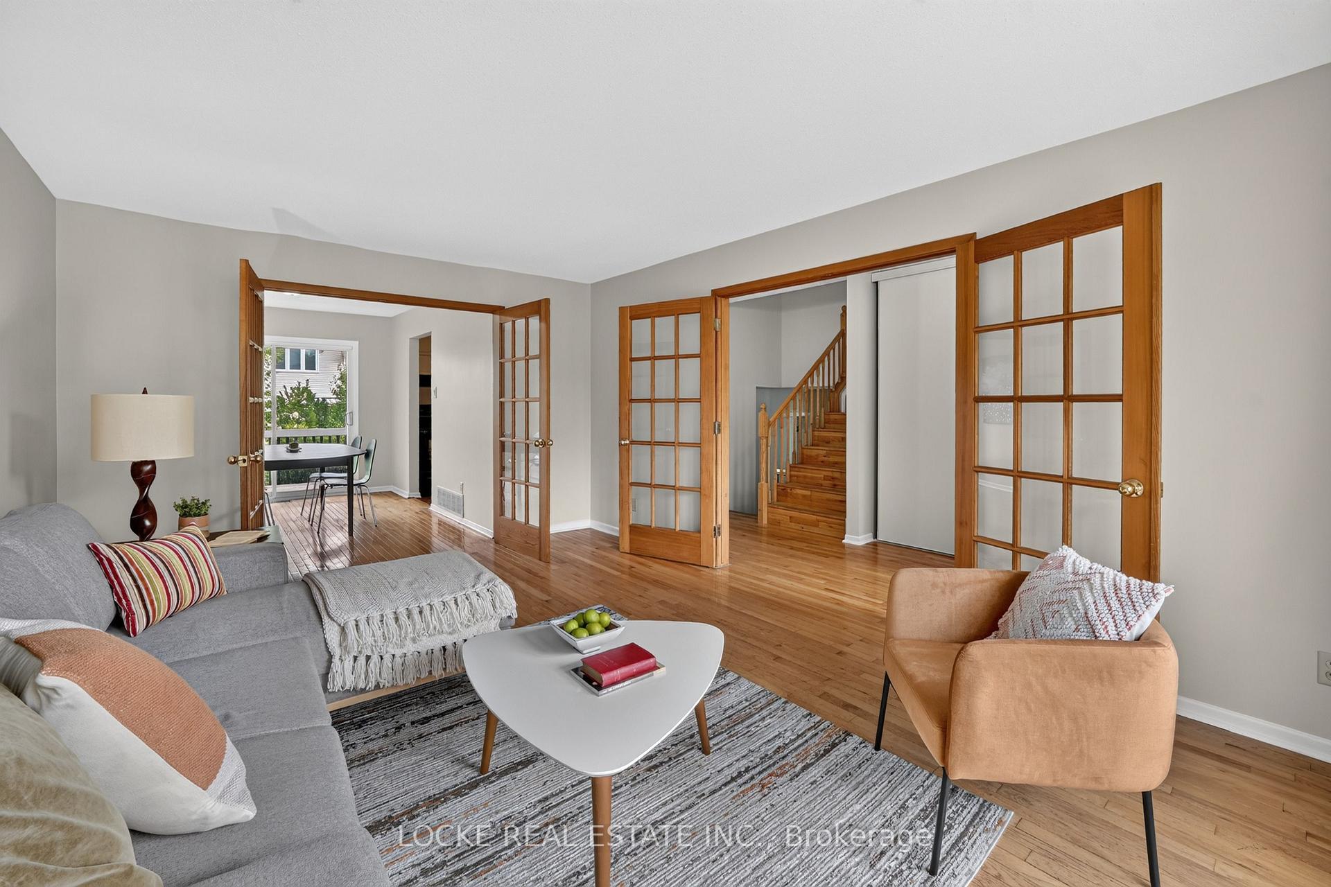 Photo 6 of 1161 Beaujolais Crescent, Ottawa, Convent Glen — HOMEH