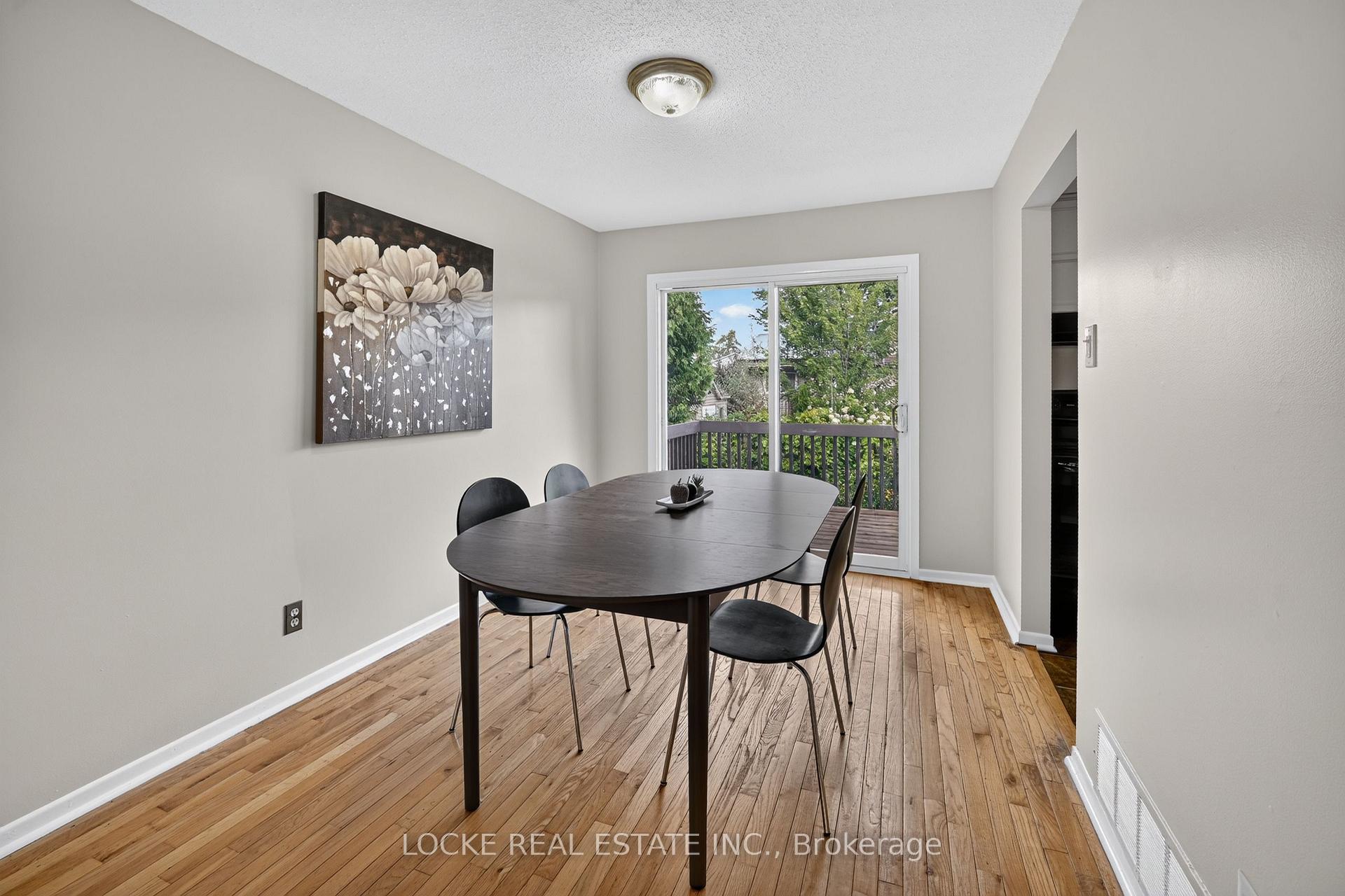 Photo 7 of 1161 Beaujolais Crescent, Ottawa, Convent Glen — HOMEH