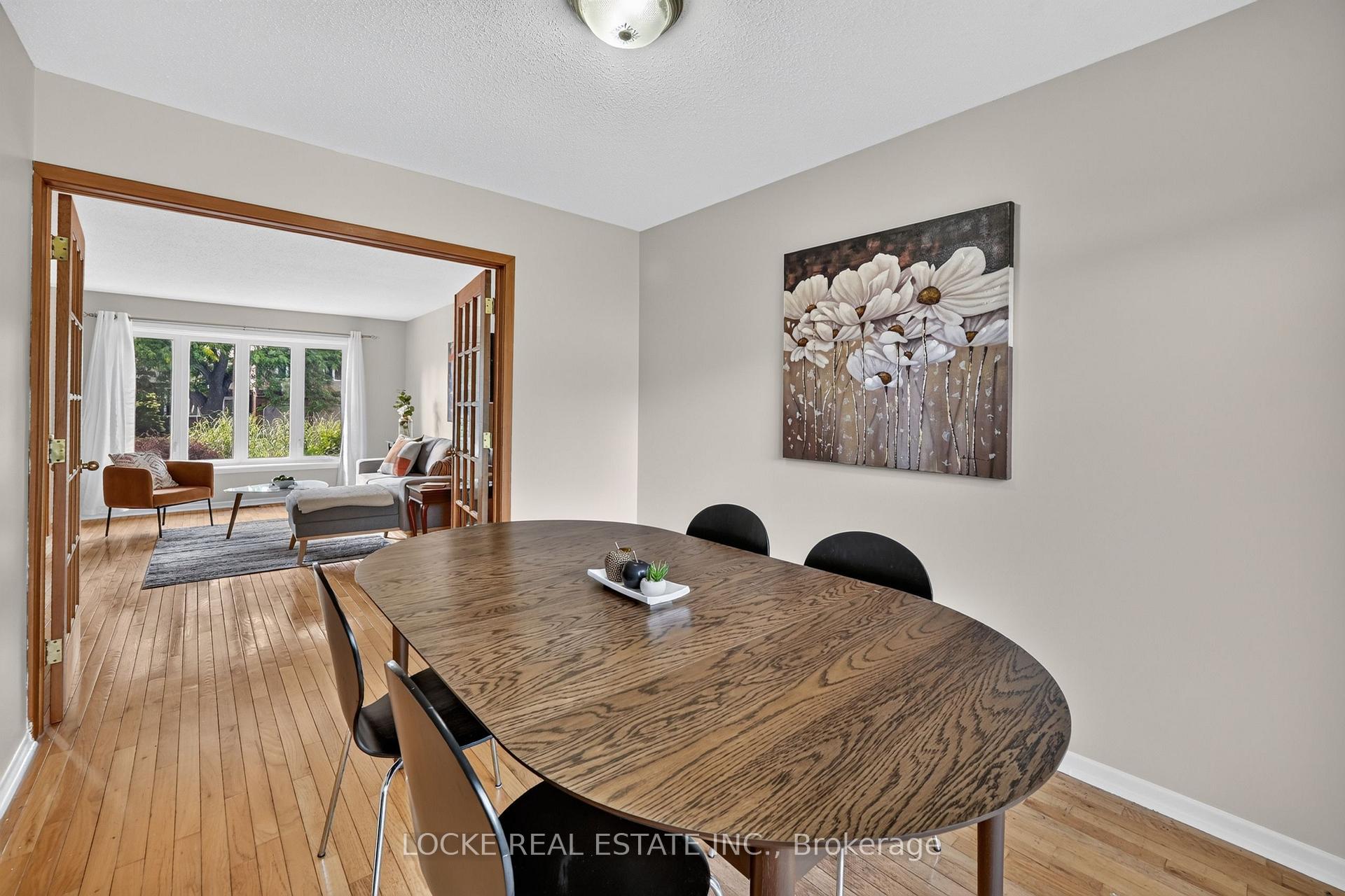 Photo 10 of 1161 Beaujolais Crescent, Ottawa, Convent Glen — HOMEH