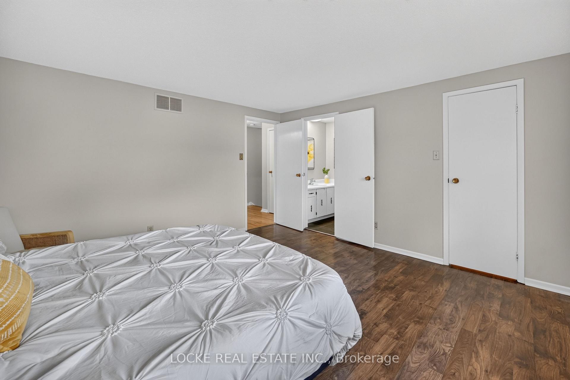 Photo 21 of 1161 Beaujolais Crescent, Ottawa, Convent Glen — HOMEH