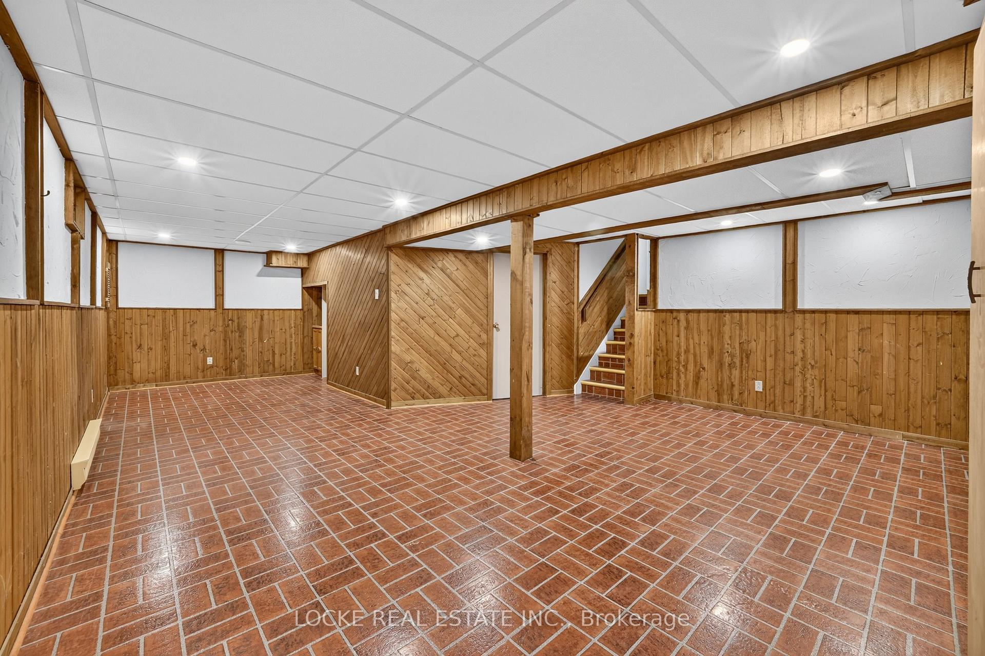 Photo 28 of 1161 Beaujolais Crescent, Ottawa, Convent Glen — HOMEH