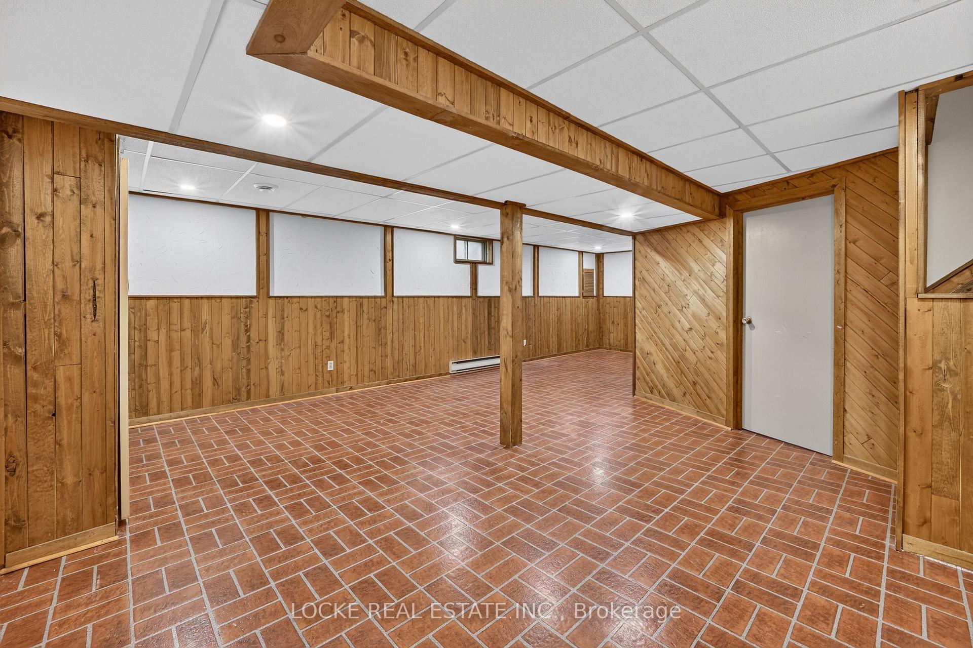 Photo 29 of 1161 Beaujolais Crescent, Ottawa, Convent Glen — HOMEH