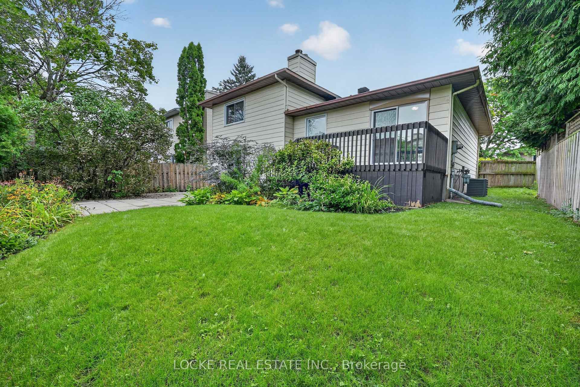 Photo 41 of 1161 Beaujolais Crescent, Ottawa, Convent Glen — HOMEH