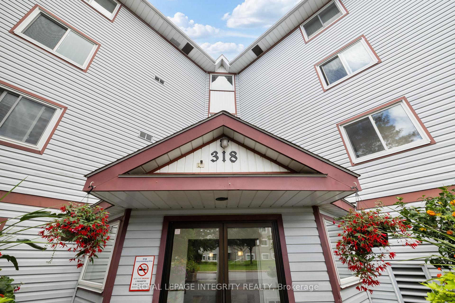 Photo 2 of Unit 124, 318 Lorry Greenberg Drive, Ottawa, Hunt Club Park/Greenboro — HOMEH