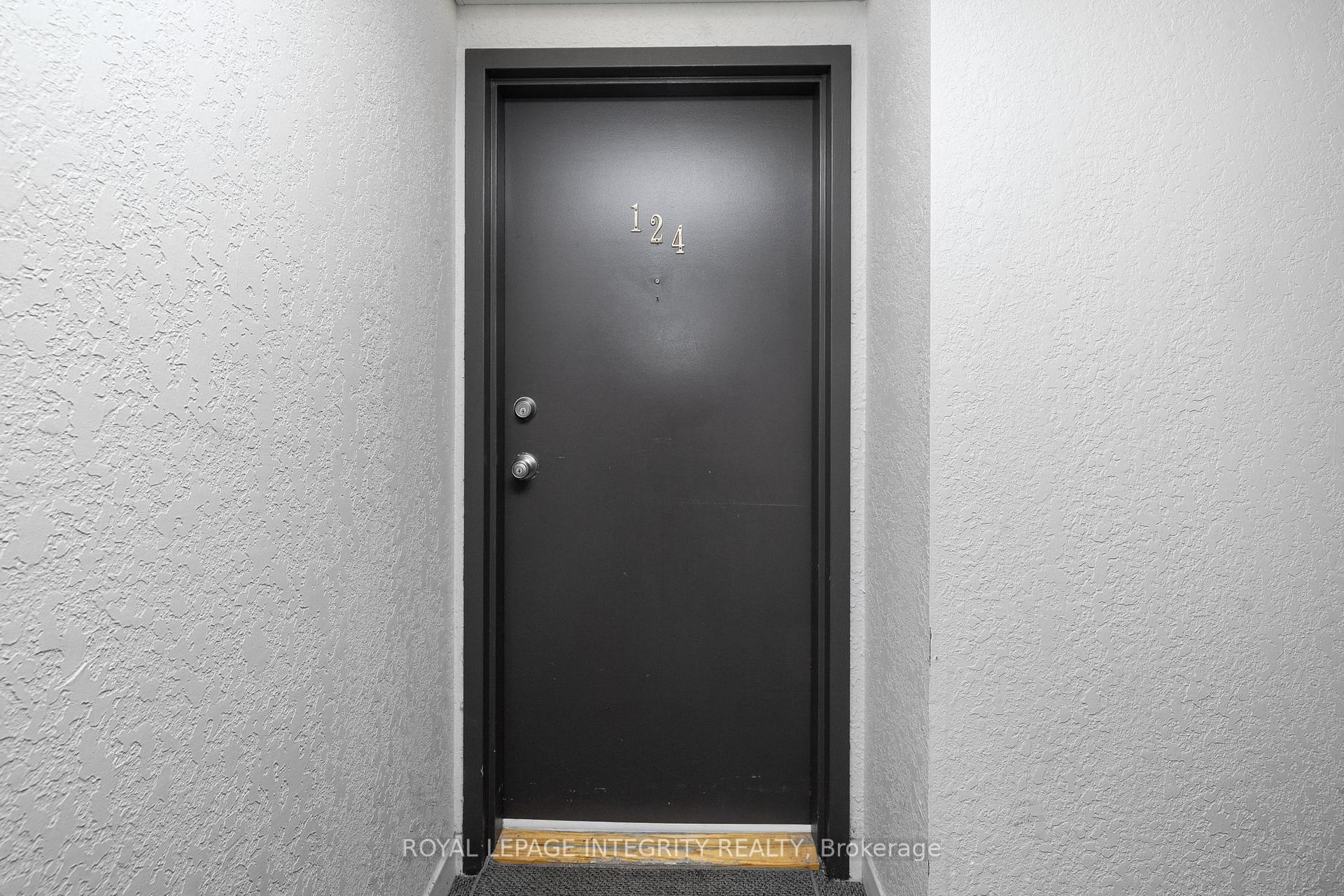 Photo 3 of Unit 124, 318 Lorry Greenberg Drive, Ottawa, Hunt Club Park/Greenboro — HOMEH