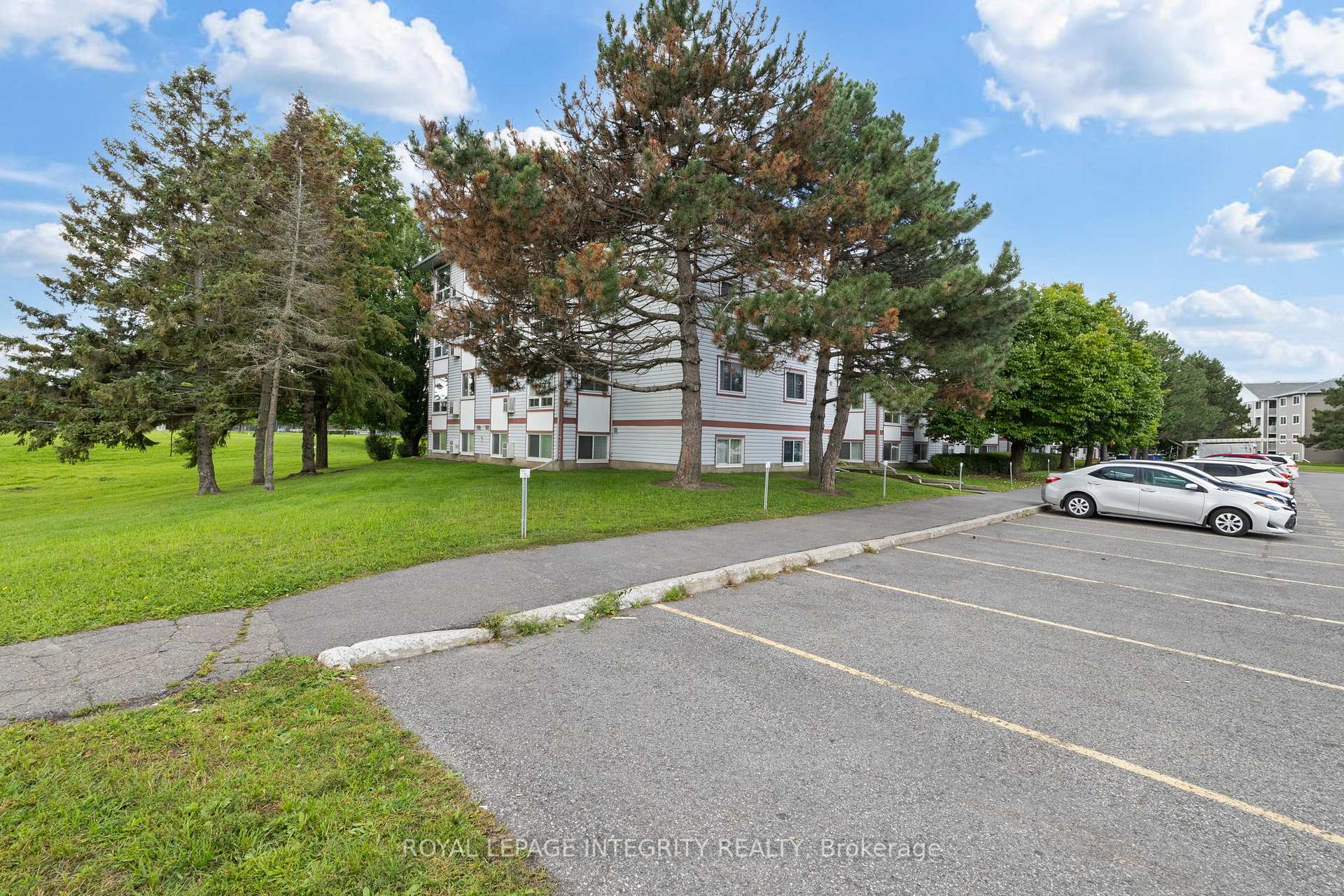 Photo 27 of Unit 124, 318 Lorry Greenberg Drive, Ottawa, Hunt Club Park/Greenboro — HOMEH