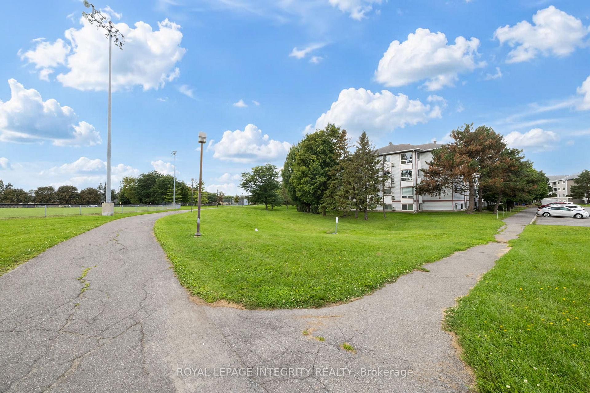 Photo 28 of Unit 124, 318 Lorry Greenberg Drive, Ottawa, Hunt Club Park/Greenboro — HOMEH