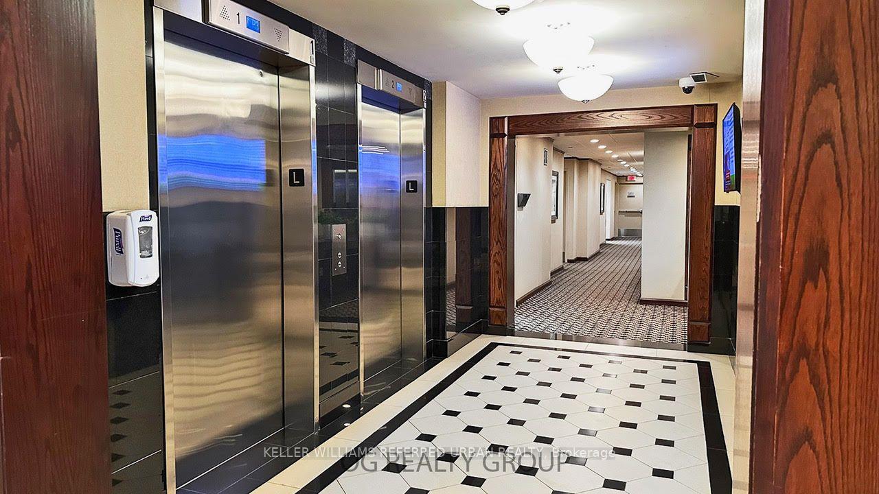 Photo 4 of Unit PH108, 101 Subway Crescent, Etobicoke, Islington-City Centre West — HOMEH