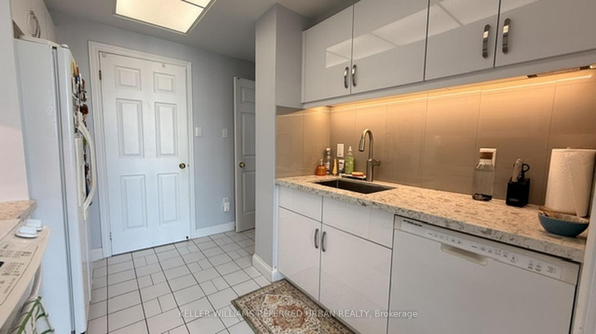 Photo 8 of Unit PH108, 101 Subway Crescent, Etobicoke, Islington-City Centre West — HOMEH