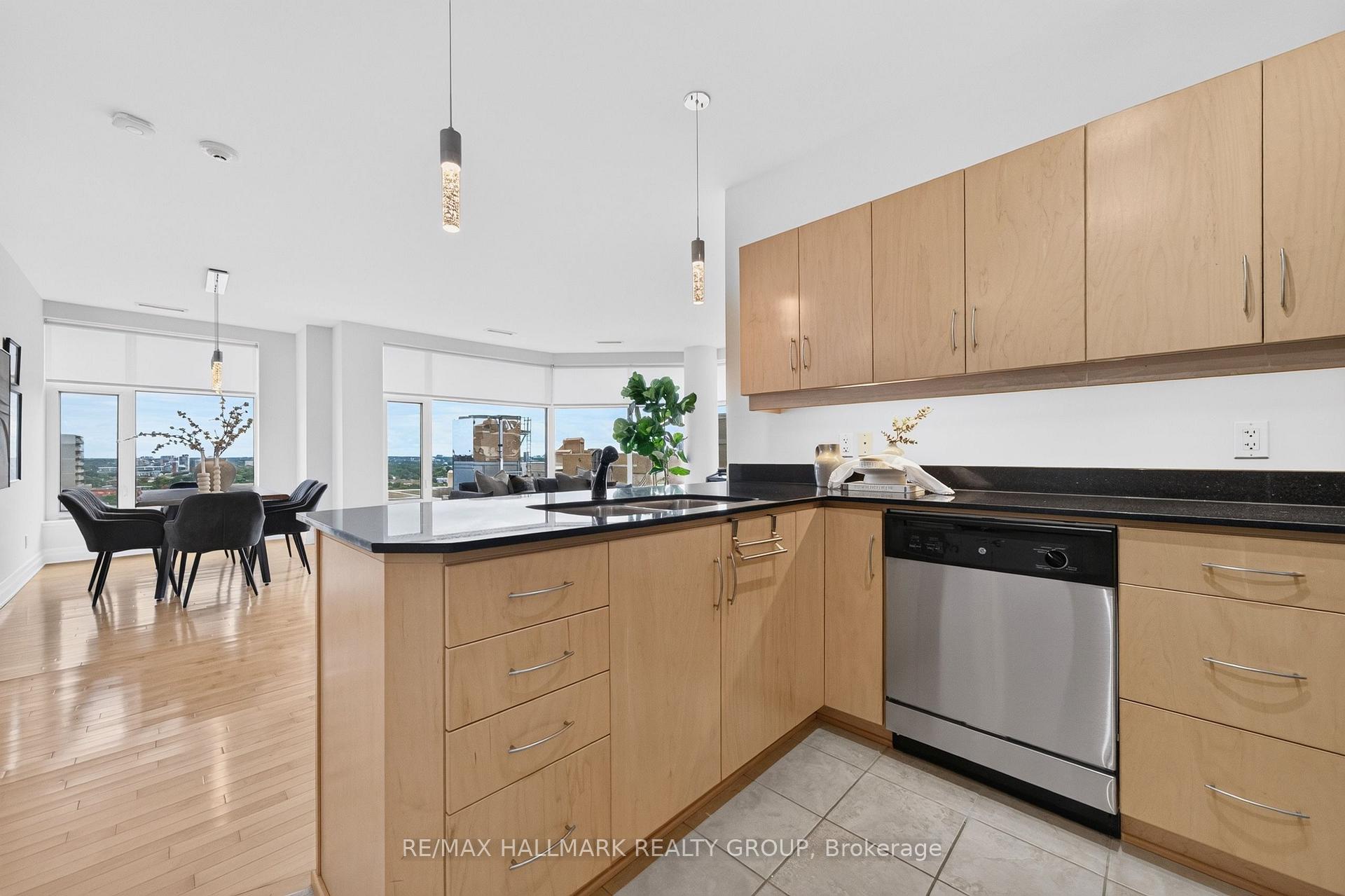 Photo 32 of Unit PH05, 235 Kent Street, Ottawa, Ottawa Centre — HOMEH