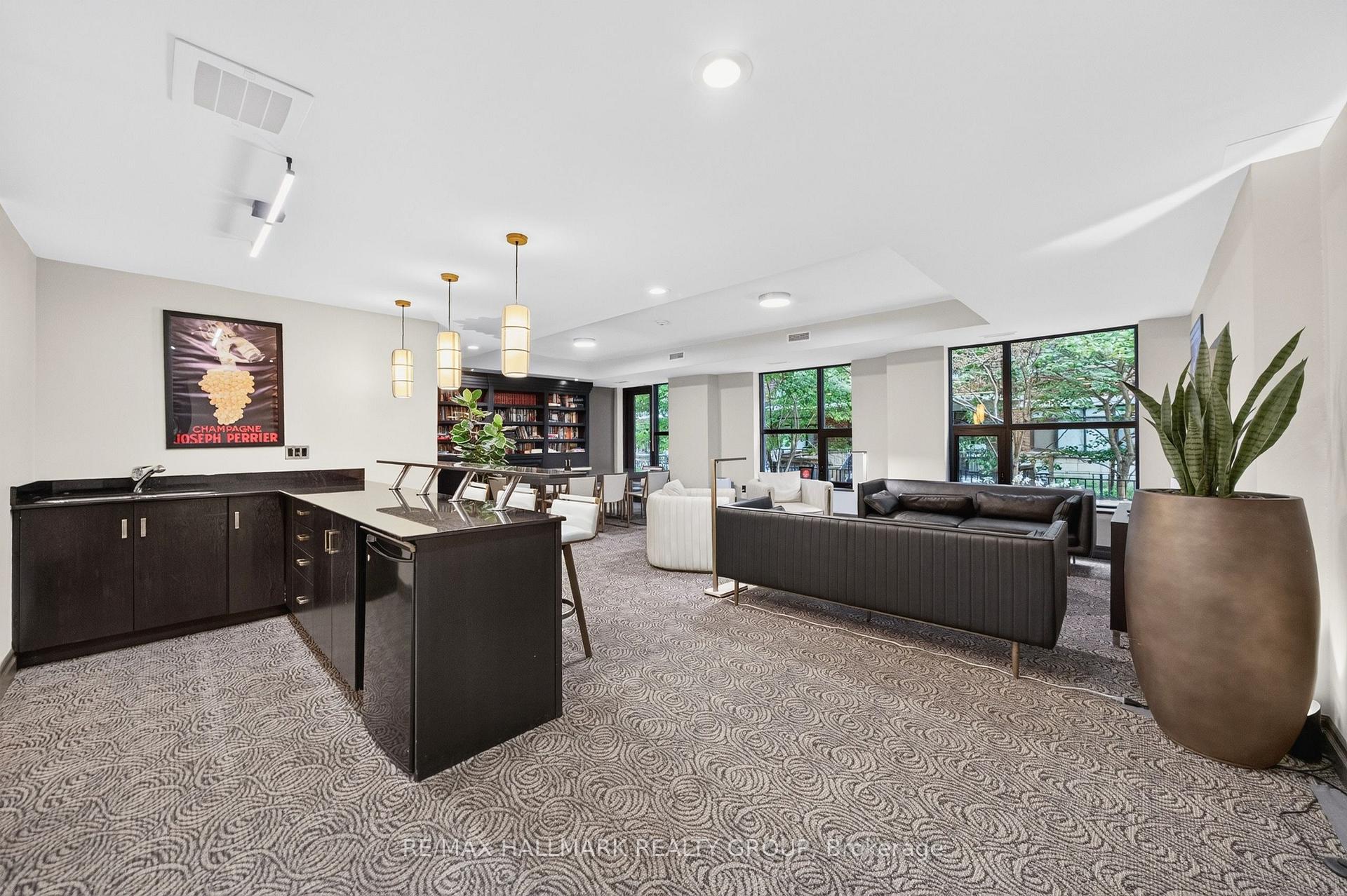 Photo 52 of Unit PH05, 235 Kent Street, Ottawa, Ottawa Centre — HOMEH