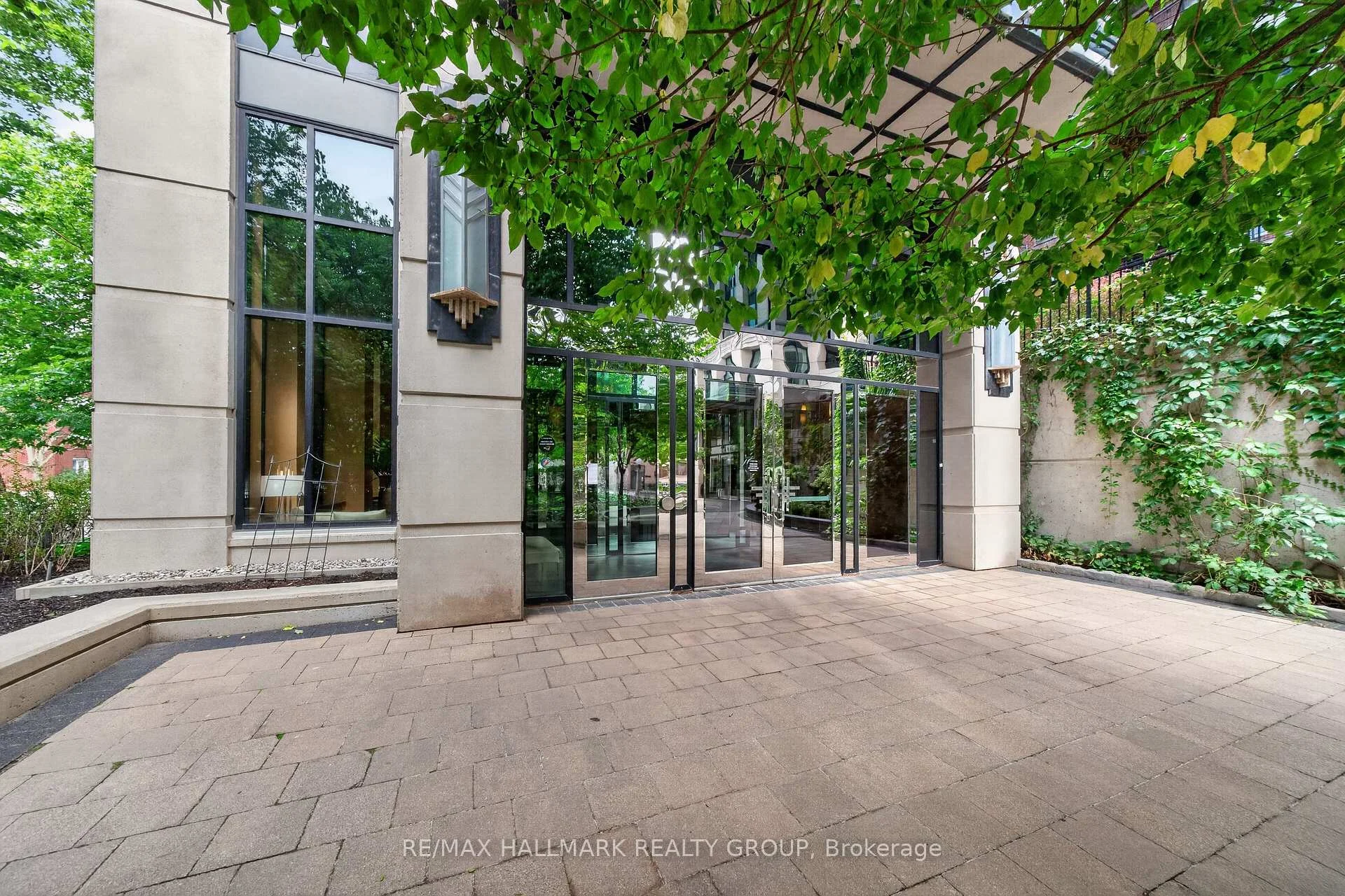 Photo 3 of Unit PH05, 235 Kent Street, Ottawa, Ottawa Centre — HOMEH