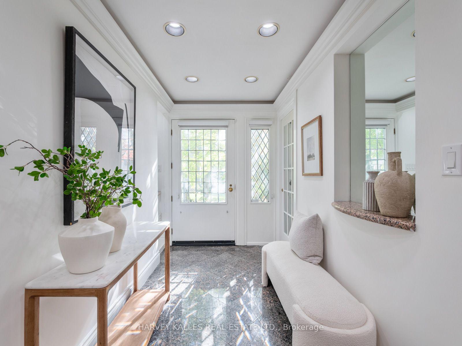 Photo 4 of 26 Vesta Drive, Toronto, Forest Hill South — HOMEH