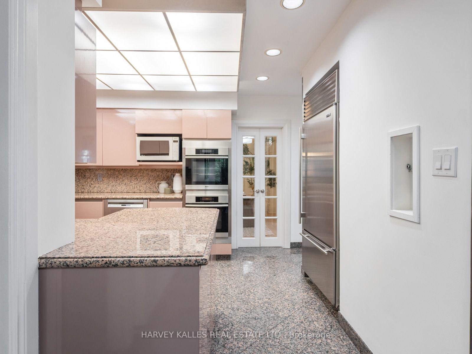 Photo 14 of 26 Vesta Drive, Toronto, Forest Hill South — HOMEH