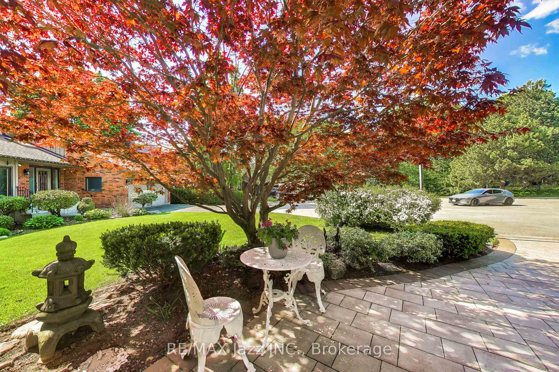 Photo 3 of 45 Windsor Valley Place, Clarington, Courtice — HOMEH