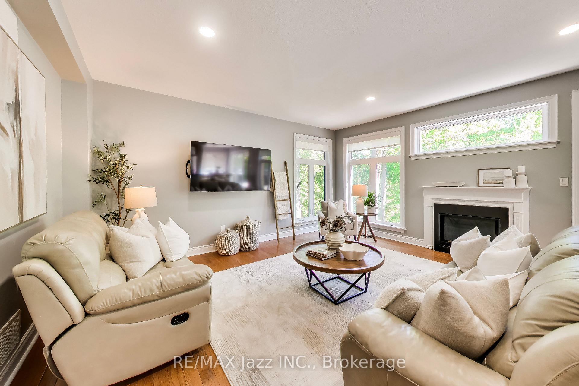 Photo 6 of 45 Windsor Valley Place, Clarington, Courtice — HOMEH