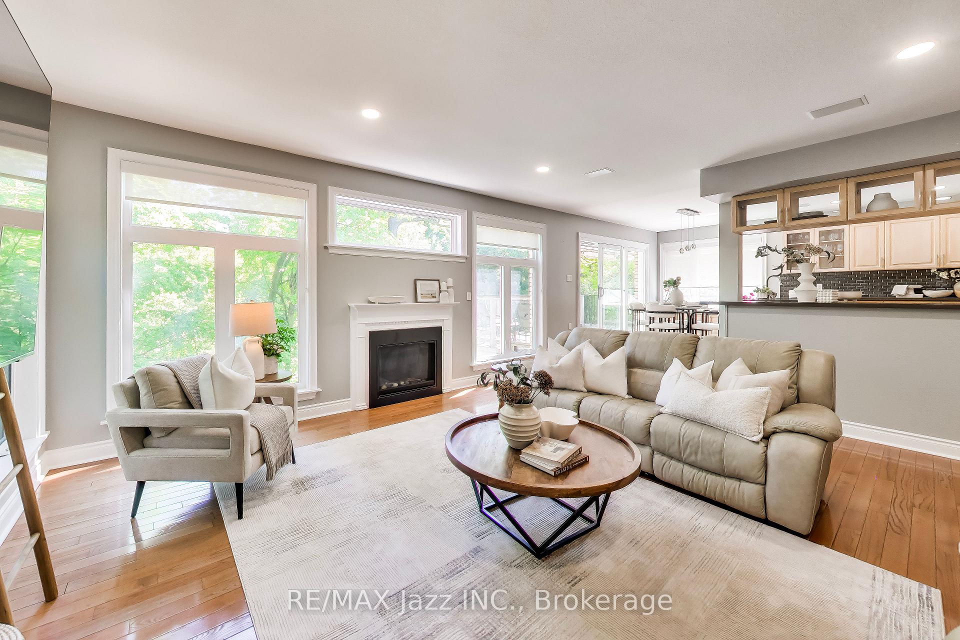 Photo 7 of 45 Windsor Valley Place, Clarington, Courtice — HOMEH