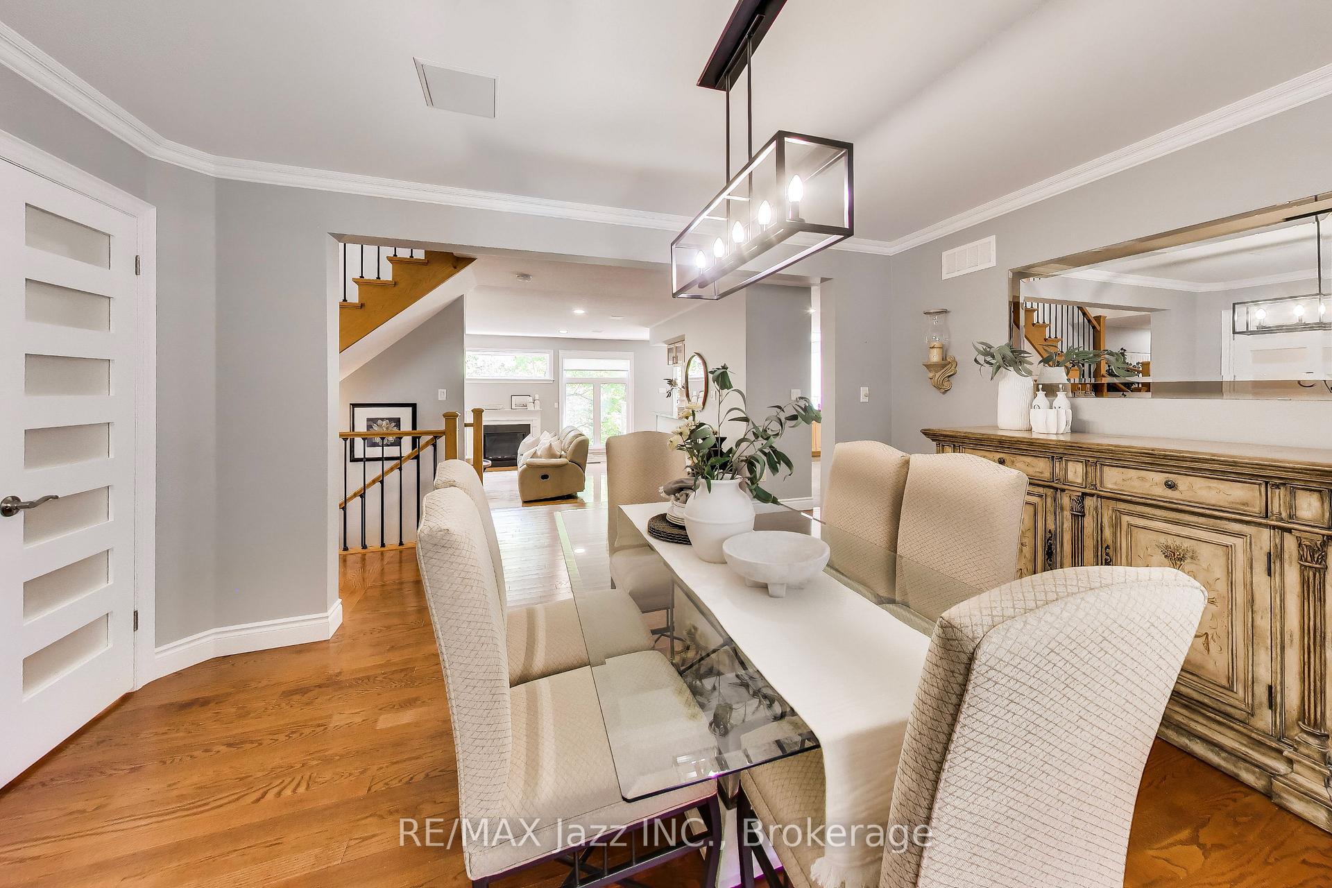 Photo 10 of 45 Windsor Valley Place, Clarington, Courtice — HOMEH