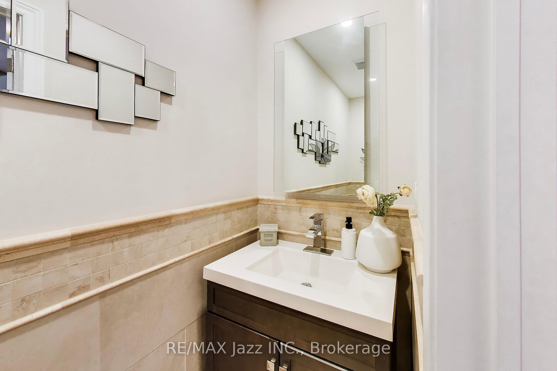 Photo 15 of 45 Windsor Valley Place, Clarington, Courtice — HOMEH
