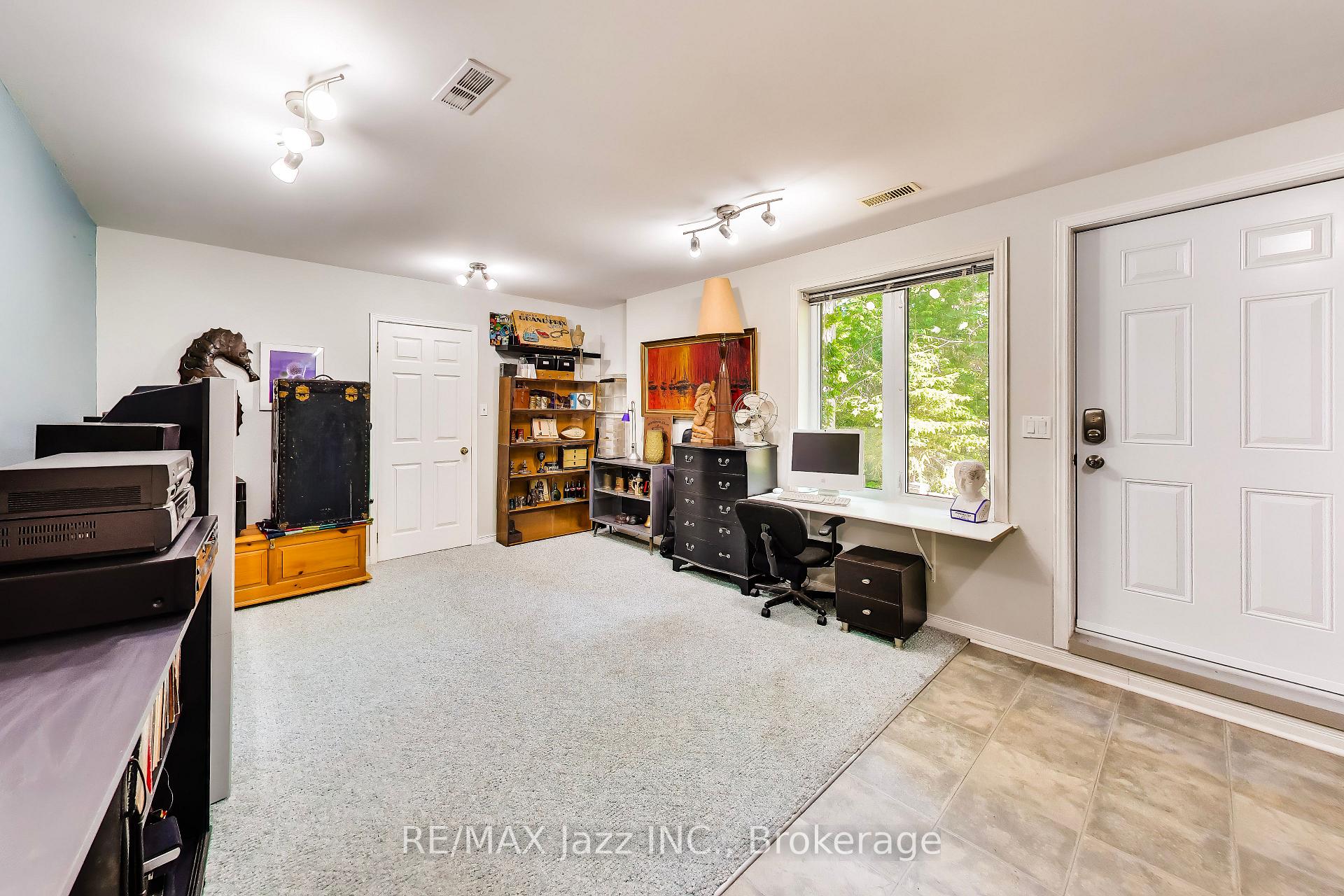 Photo 29 of 45 Windsor Valley Place, Clarington, Courtice — HOMEH