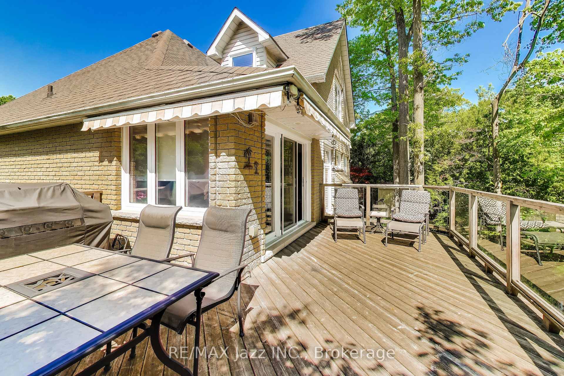 Photo 44 of 45 Windsor Valley Place, Clarington, Courtice — HOMEH