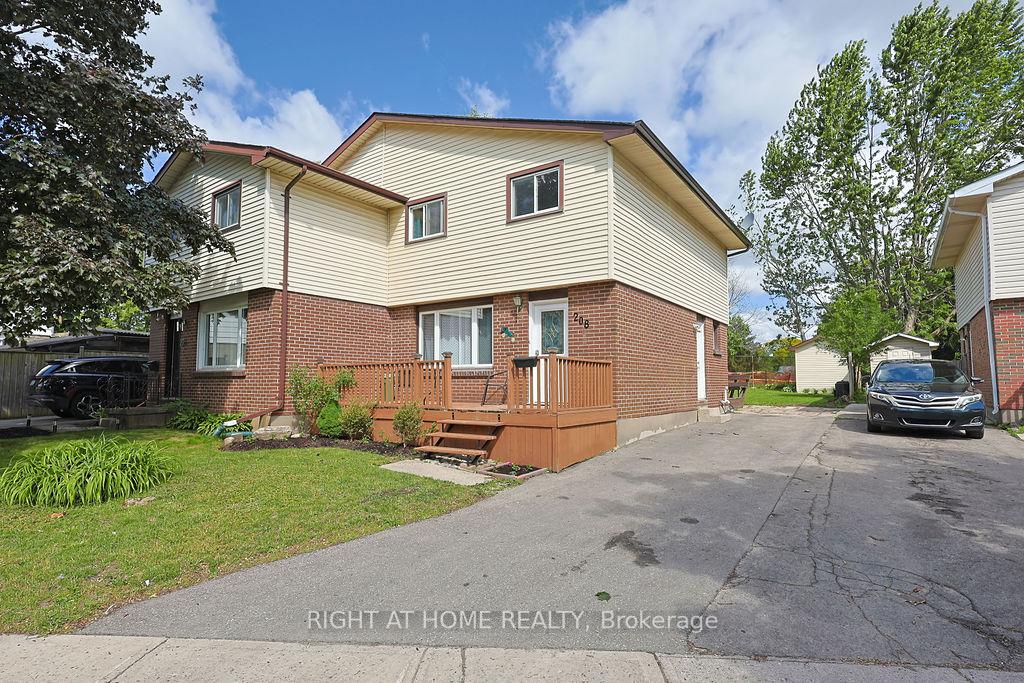 Photo 2 of 208 Admiral Drive, London, East I — HOMEH