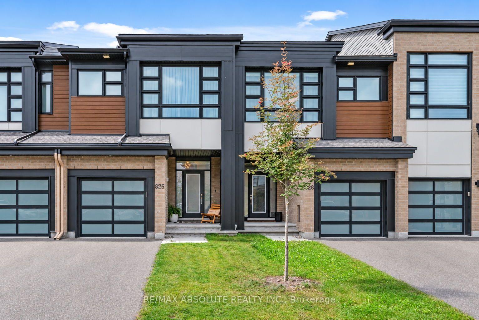 Photo 3 of 826 Chipping Circle, Ottawa, Riverside South/Gloucester Glen — HOMEH