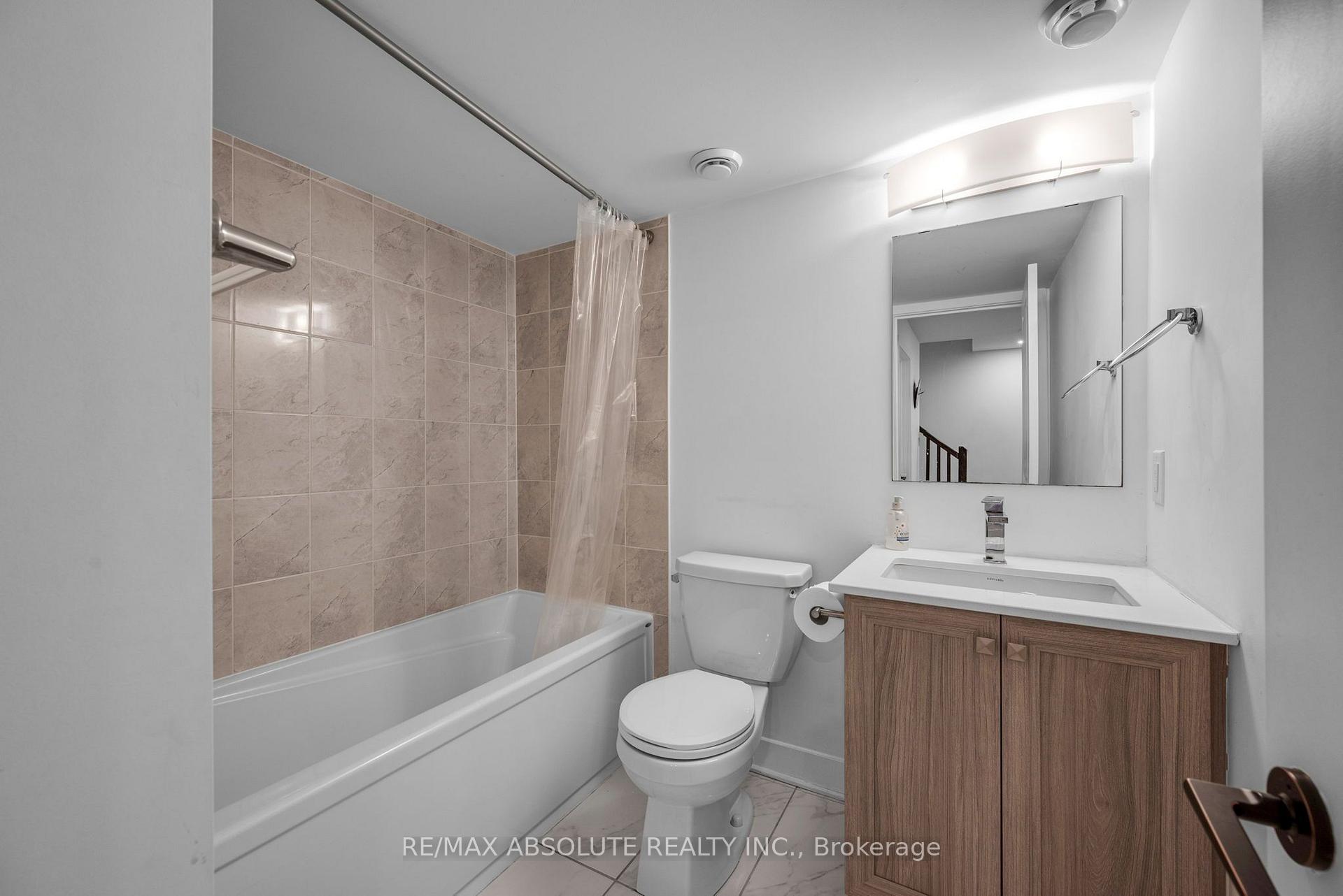 Photo 39 of 826 Chipping Circle, Ottawa, Riverside South/Gloucester Glen — HOMEH