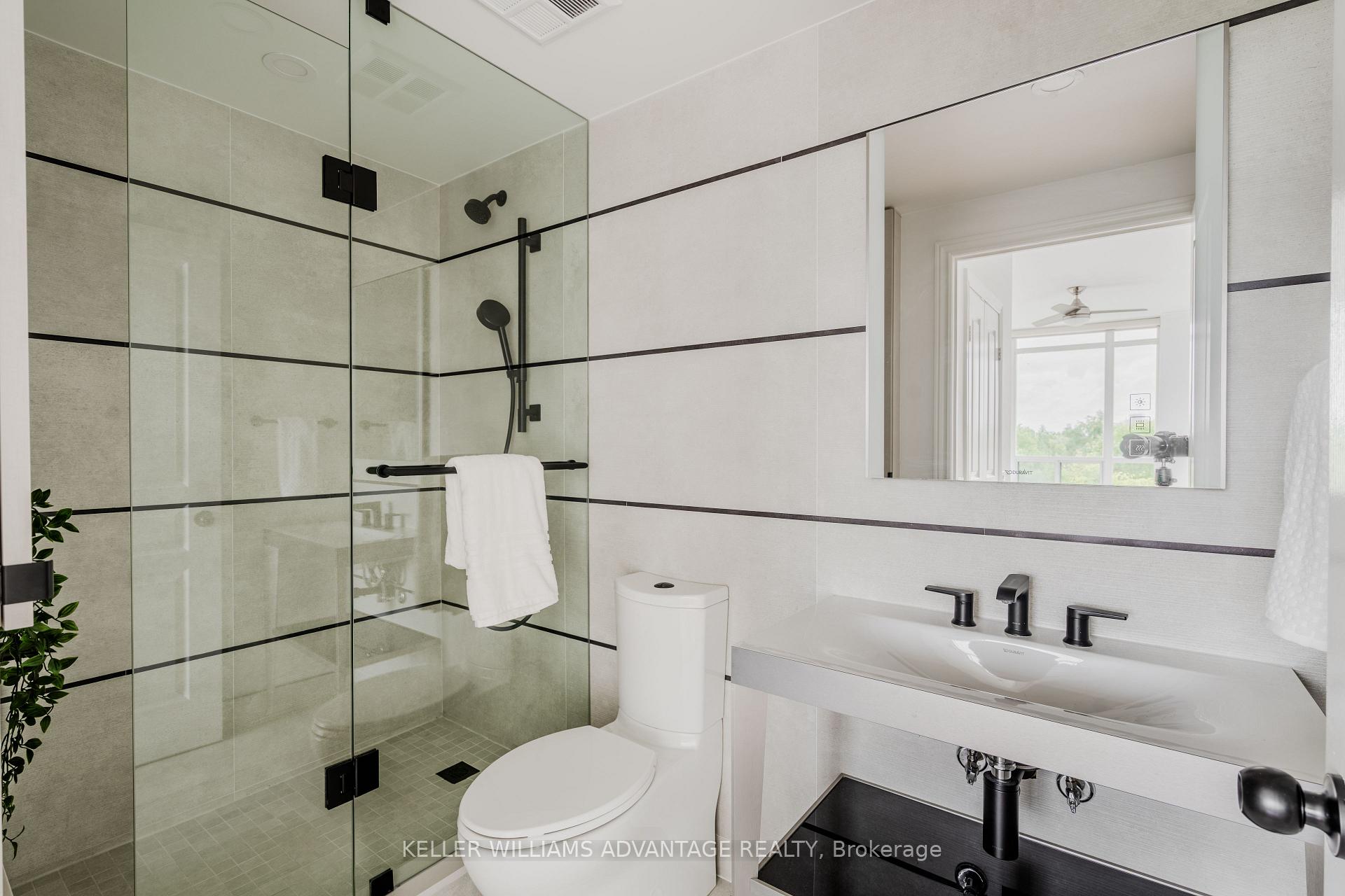 Photo 20 of Unit 321, 9 Boardwalk Drive, Toronto, The Beaches — HOMEH