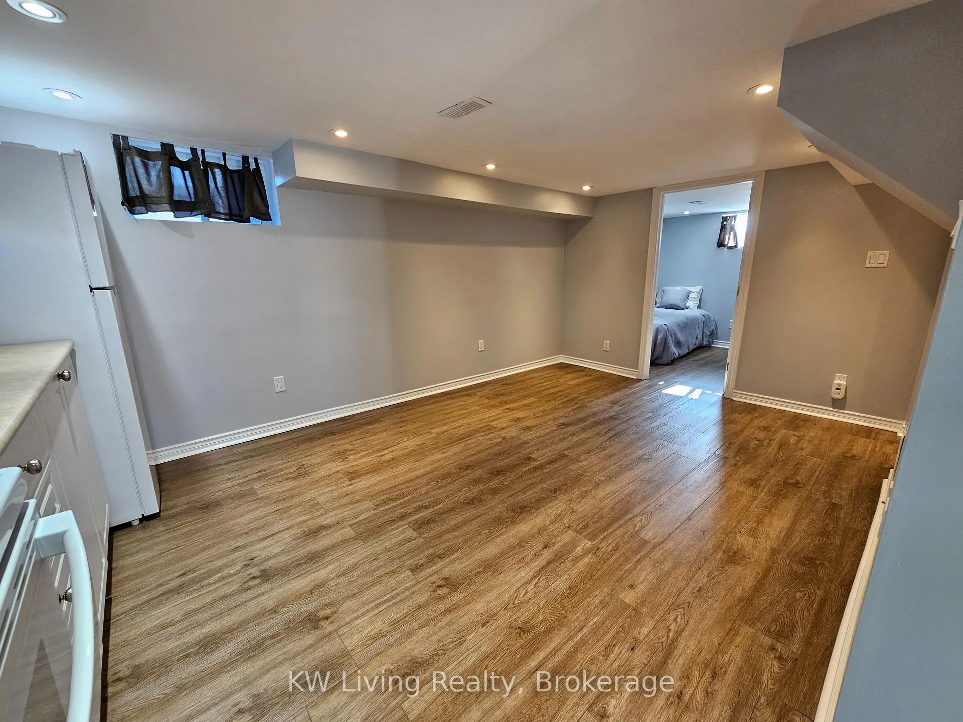 Photo 22 of 601 Perry Street, Whitby, Downtown Whitby — HOMEH