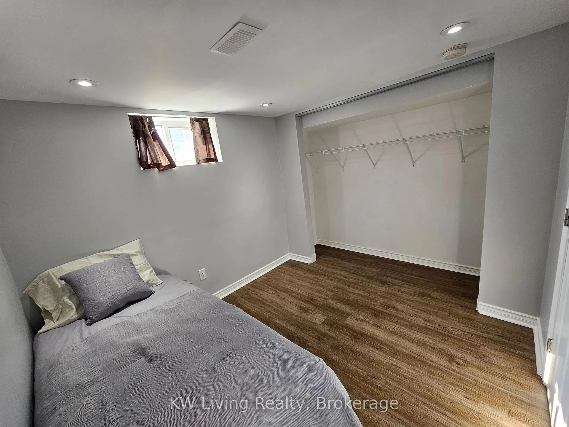 Photo 26 of 601 Perry Street, Whitby, Downtown Whitby — HOMEH