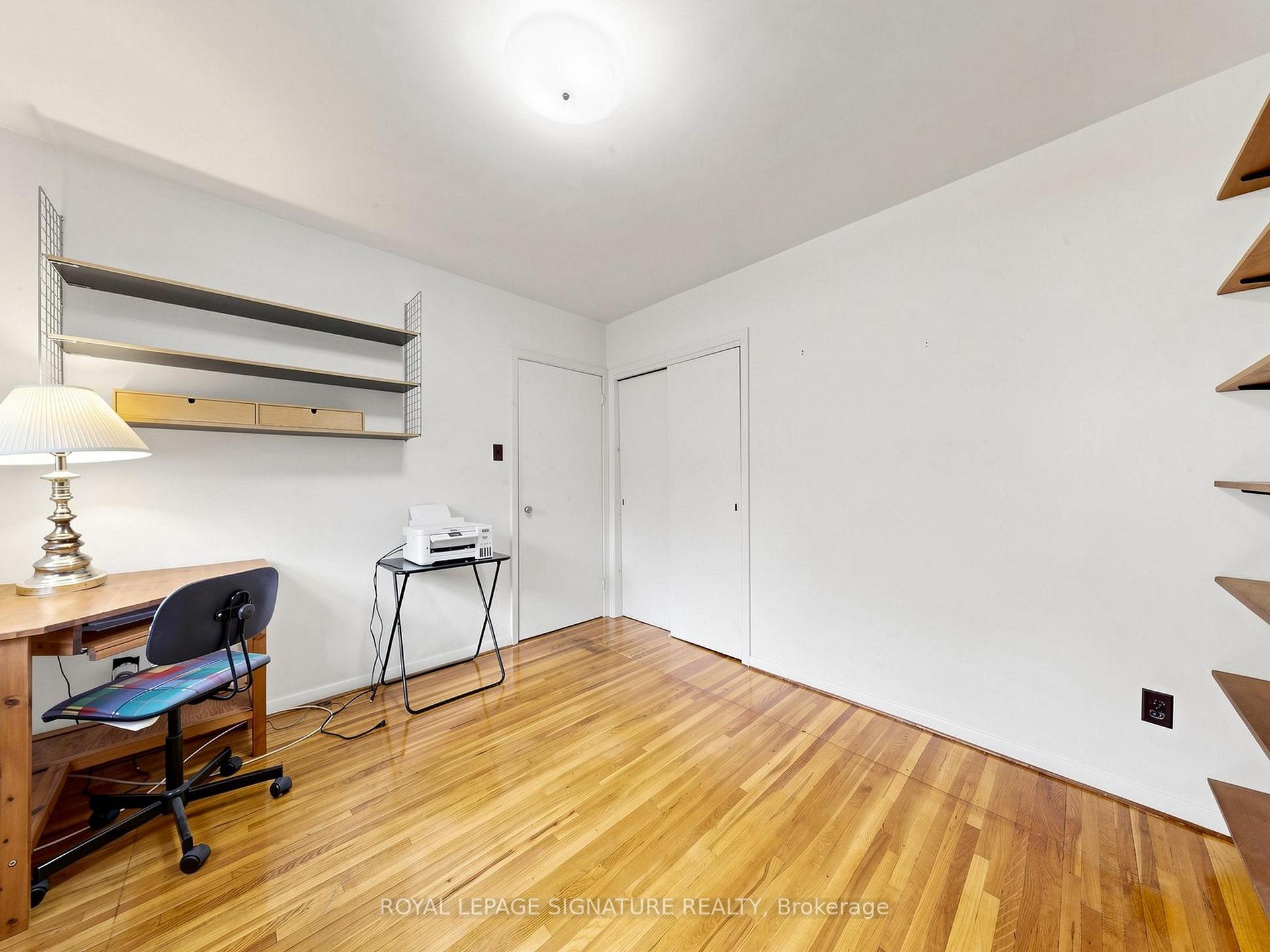Photo 22 of 8 Ternhill Crescent, North York, Banbury-Don Mills — HOMEH