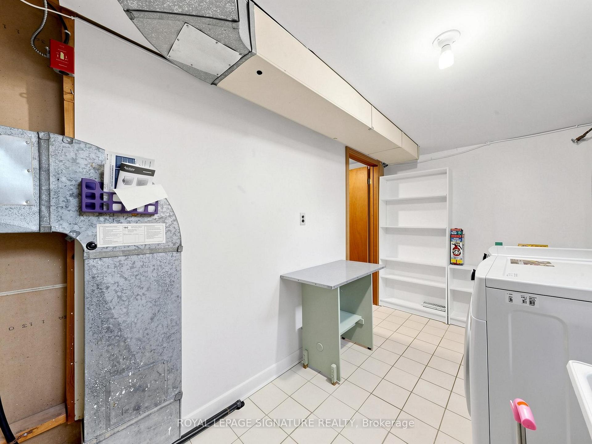 Photo 38 of 8 Ternhill Crescent, North York, Banbury-Don Mills — HOMEH