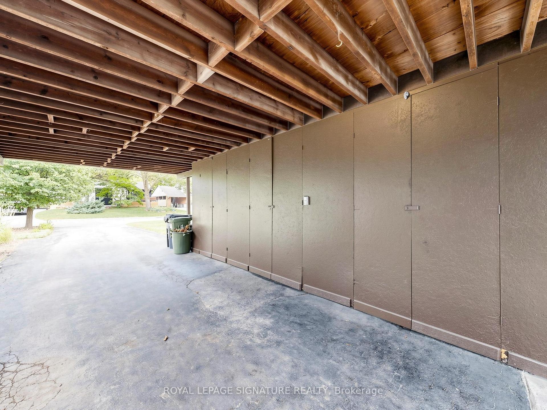 Photo 40 of 8 Ternhill Crescent, North York, Banbury-Don Mills — HOMEH