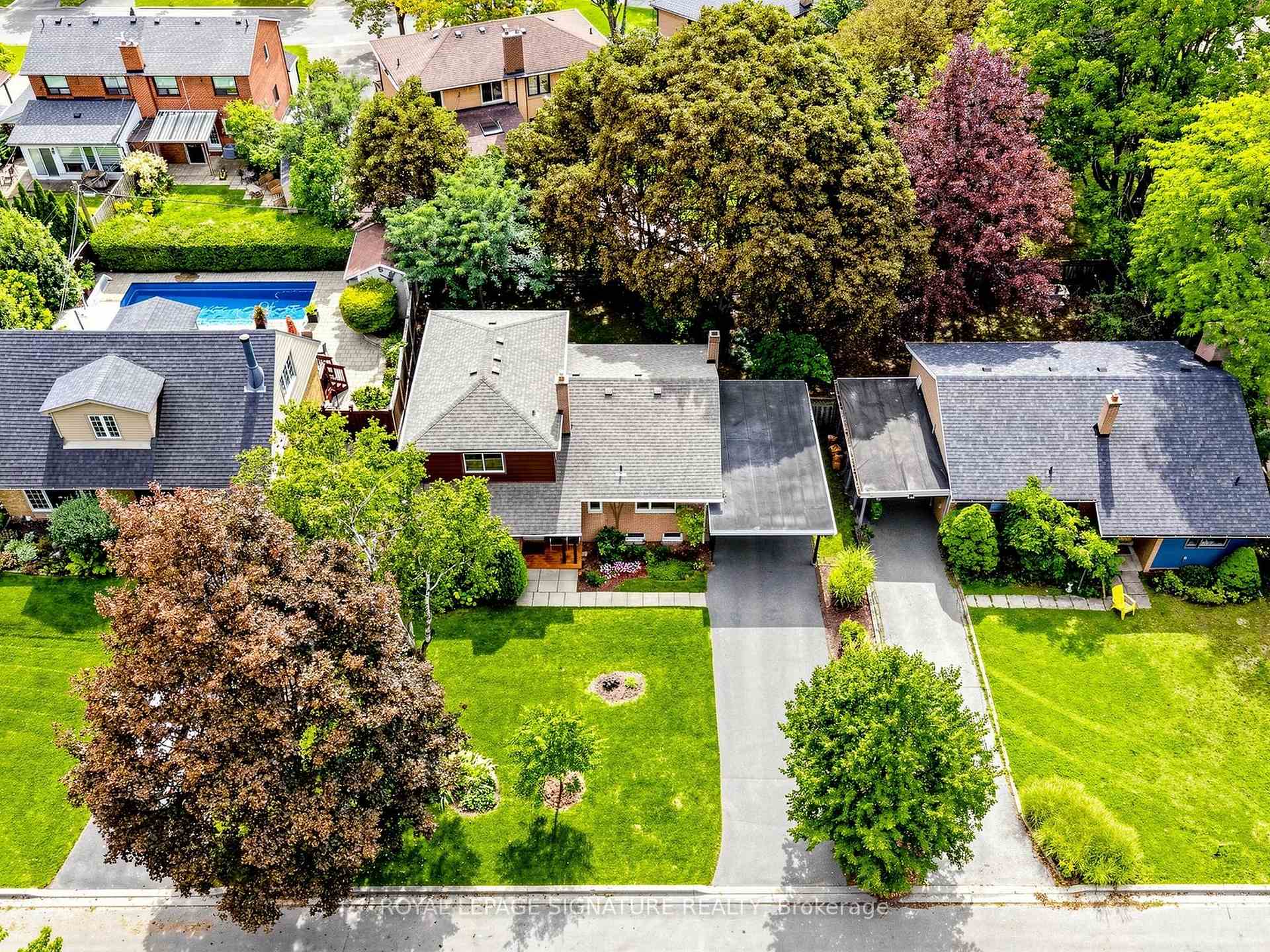 Photo 47 of 8 Ternhill Crescent, North York, Banbury-Don Mills — HOMEH