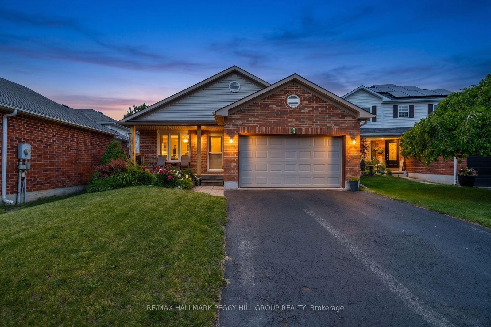 Photo 1 of 18 Draper Crescent, Barrie, Painswick North — HOMEH