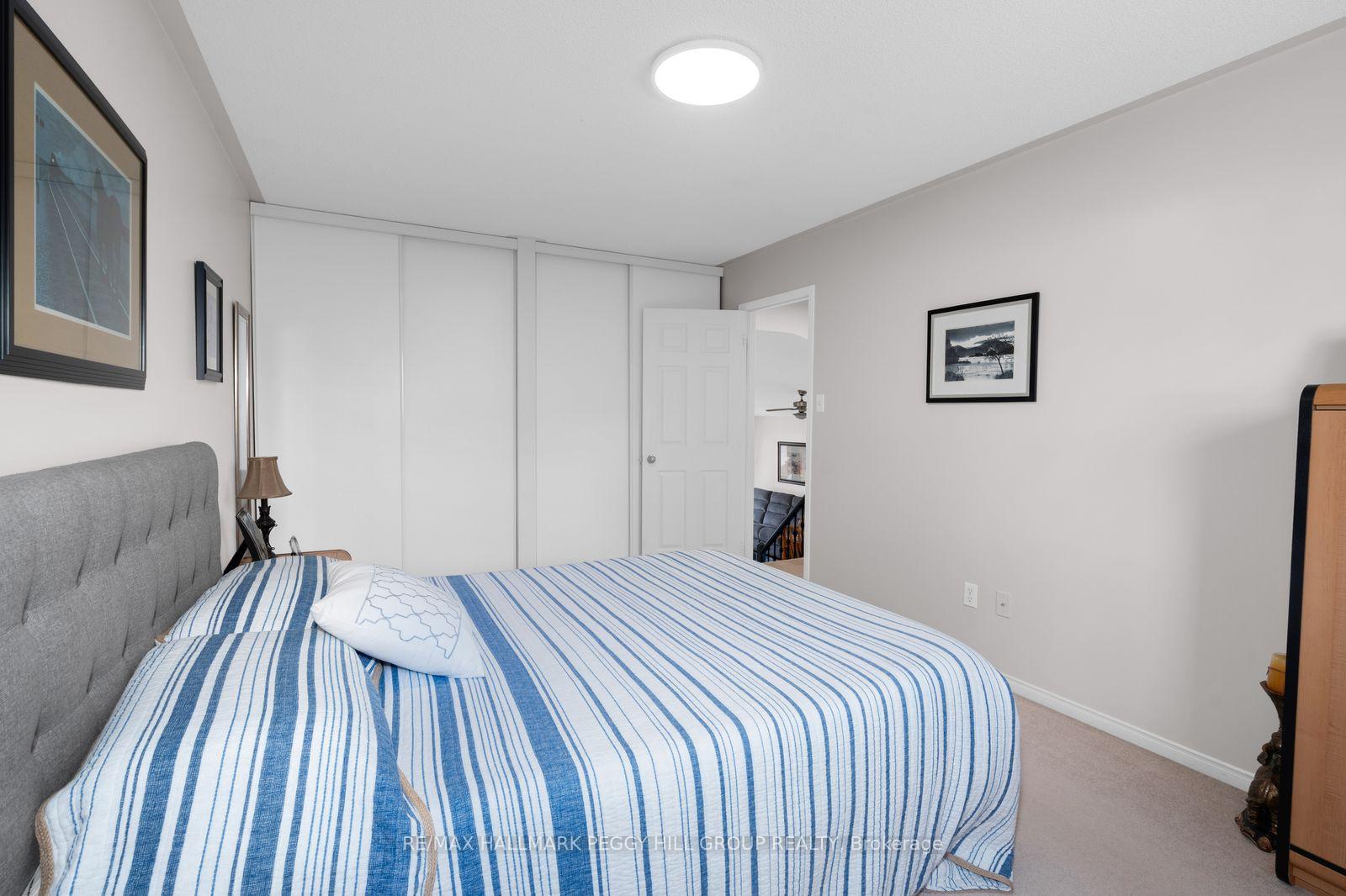 Photo 7 of 18 Draper Crescent, Barrie, Painswick North — HOMEH