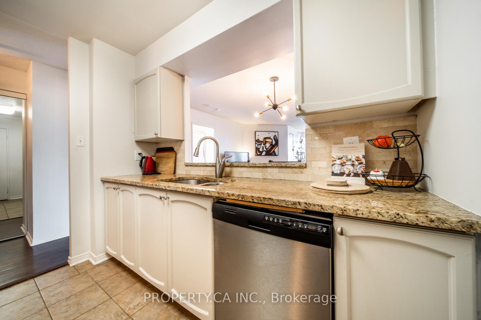 Photo 7 of Unit 608, 70 Mill Street, Toronto, Waterfront Communities — HOMEH