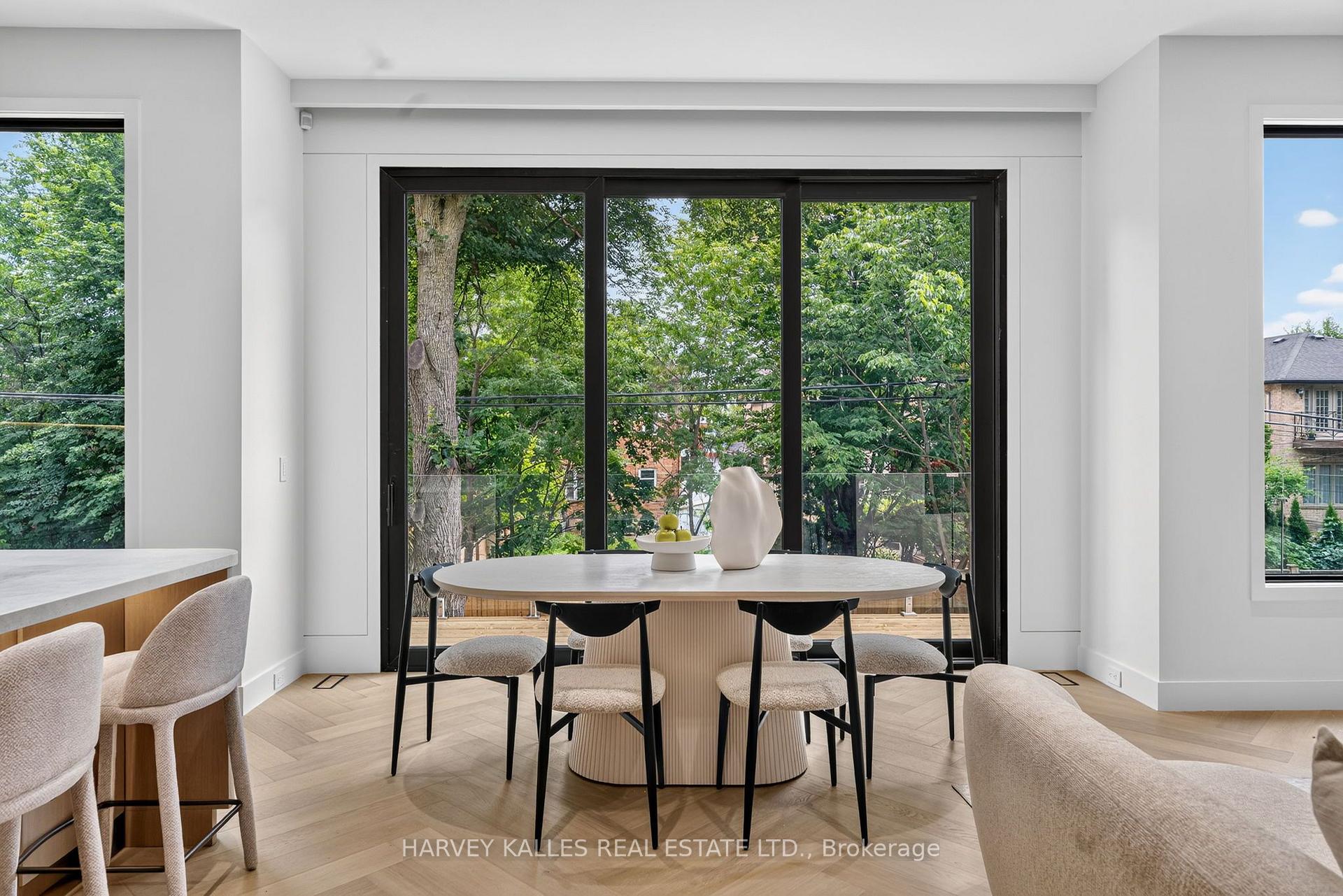 Photo 12 of 451 Cranbrooke Avenue, Toronto, Bedford Park-Nortown — HOMEH