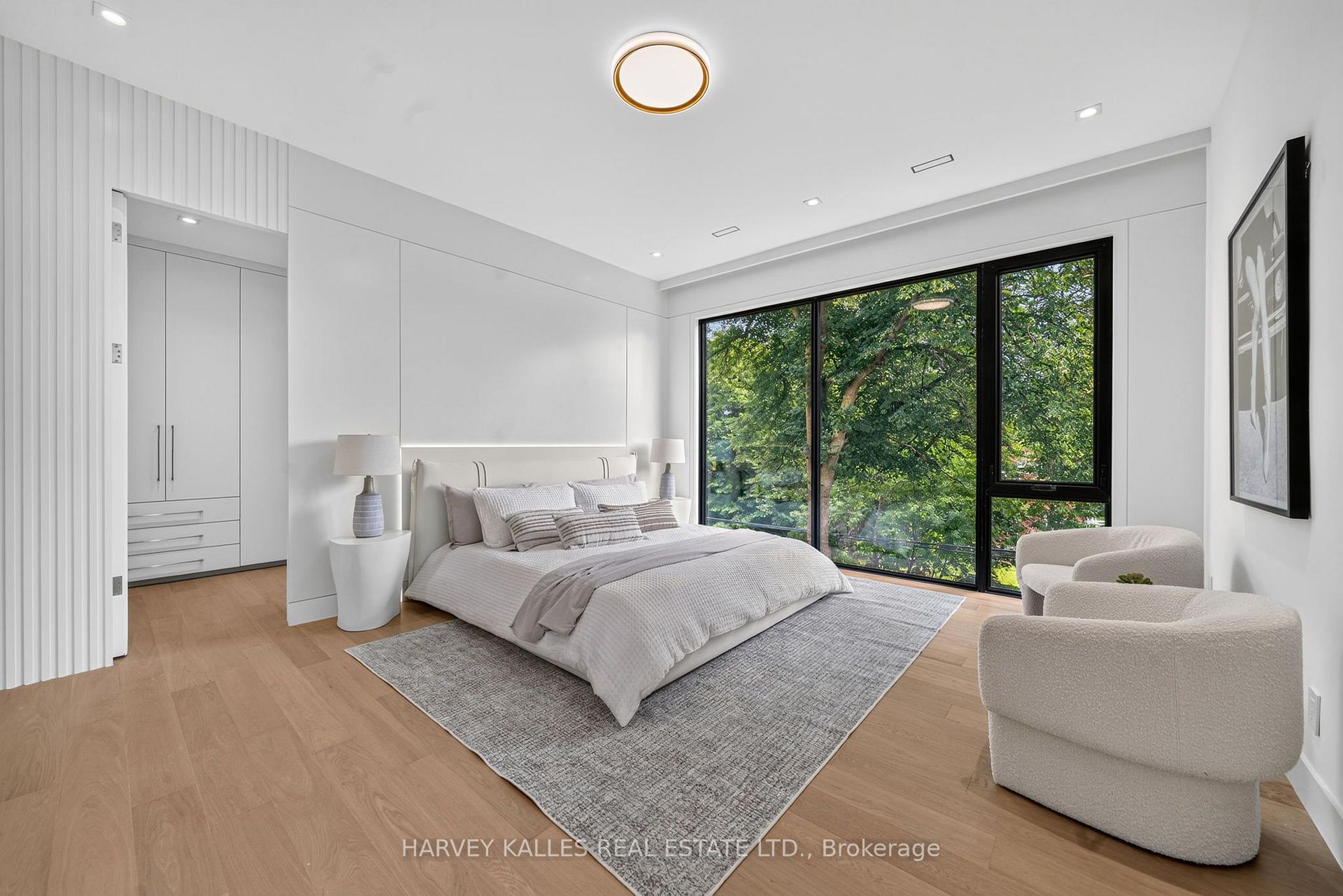 Photo 16 of 451 Cranbrooke Avenue, Toronto, Bedford Park-Nortown — HOMEH