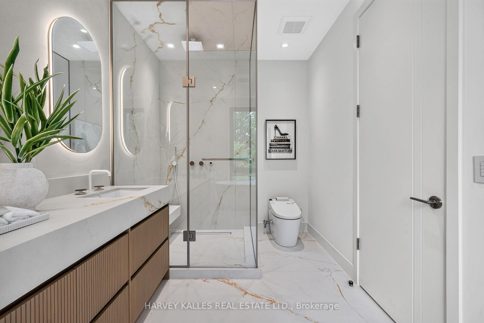 Photo 18 of 451 Cranbrooke Avenue, Toronto, Bedford Park-Nortown — HOMEH