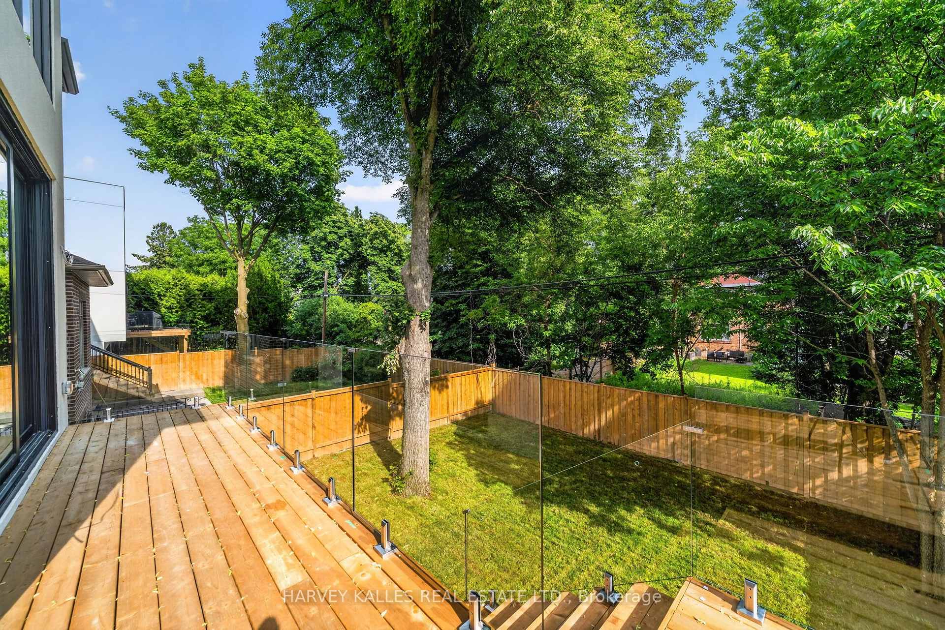 Photo 27 of 451 Cranbrooke Avenue, Toronto, Bedford Park-Nortown — HOMEH