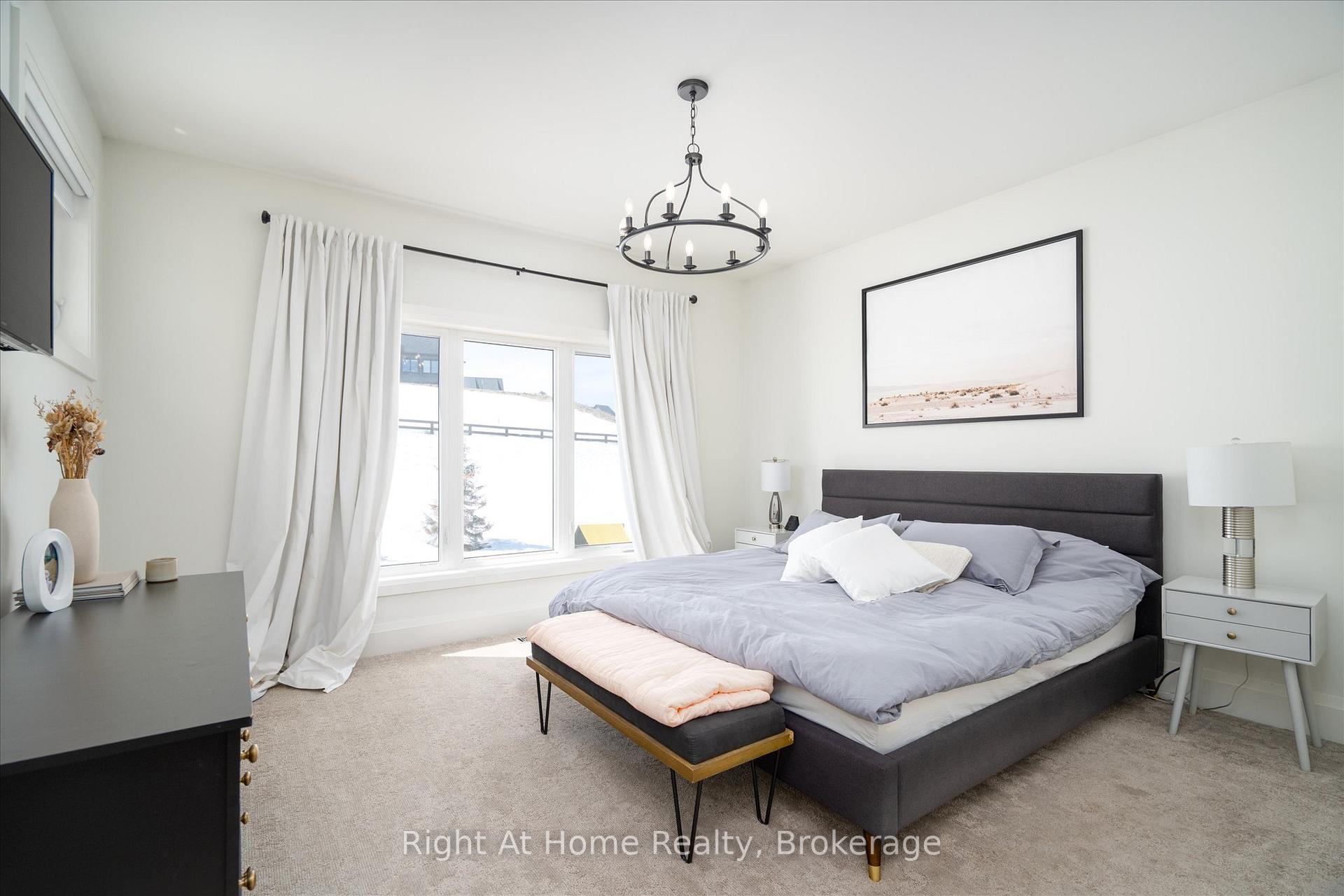 Photo 15 of 16 Gelderland Crescent, Oro-Medonte, Rural Oro-Medonte — HOMEH