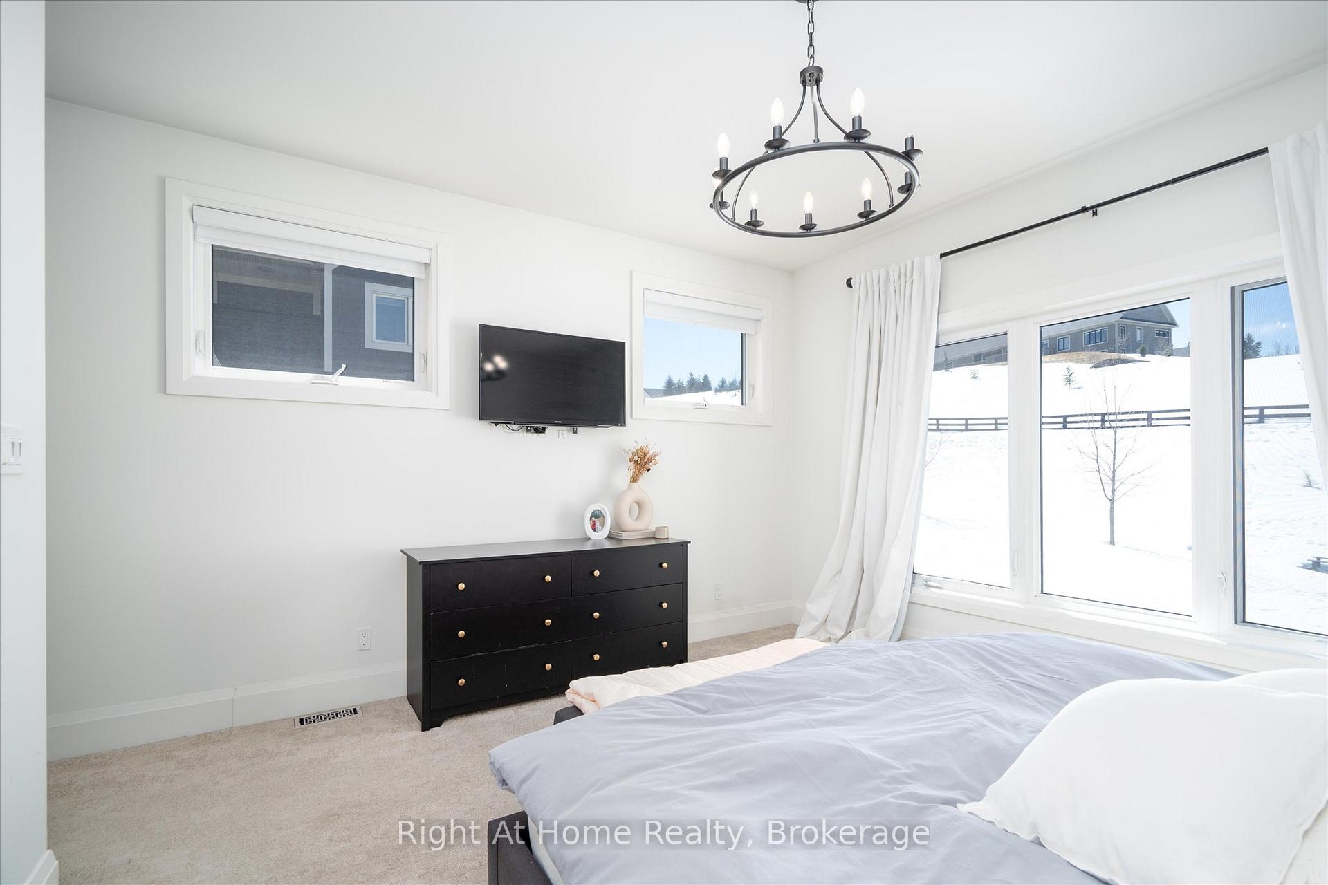 Photo 16 of 16 Gelderland Crescent, Oro-Medonte, Rural Oro-Medonte — HOMEH