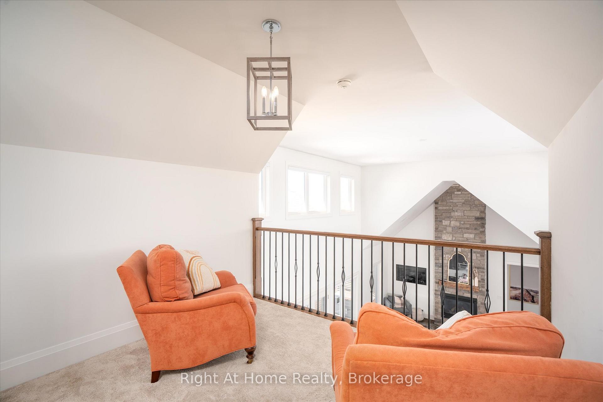 Photo 23 of 16 Gelderland Crescent, Oro-Medonte, Rural Oro-Medonte — HOMEH