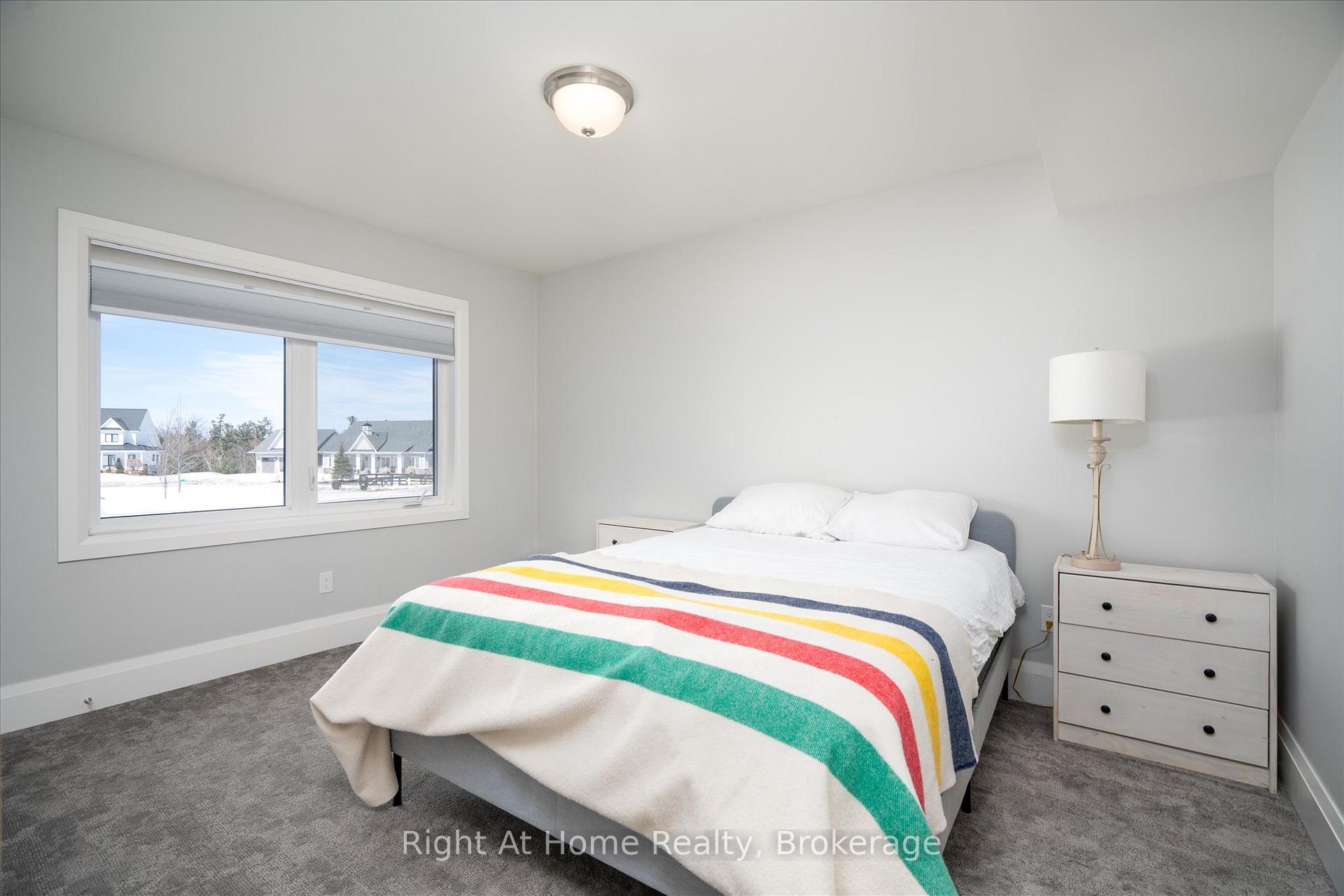 Photo 35 of 16 Gelderland Crescent, Oro-Medonte, Rural Oro-Medonte — HOMEH